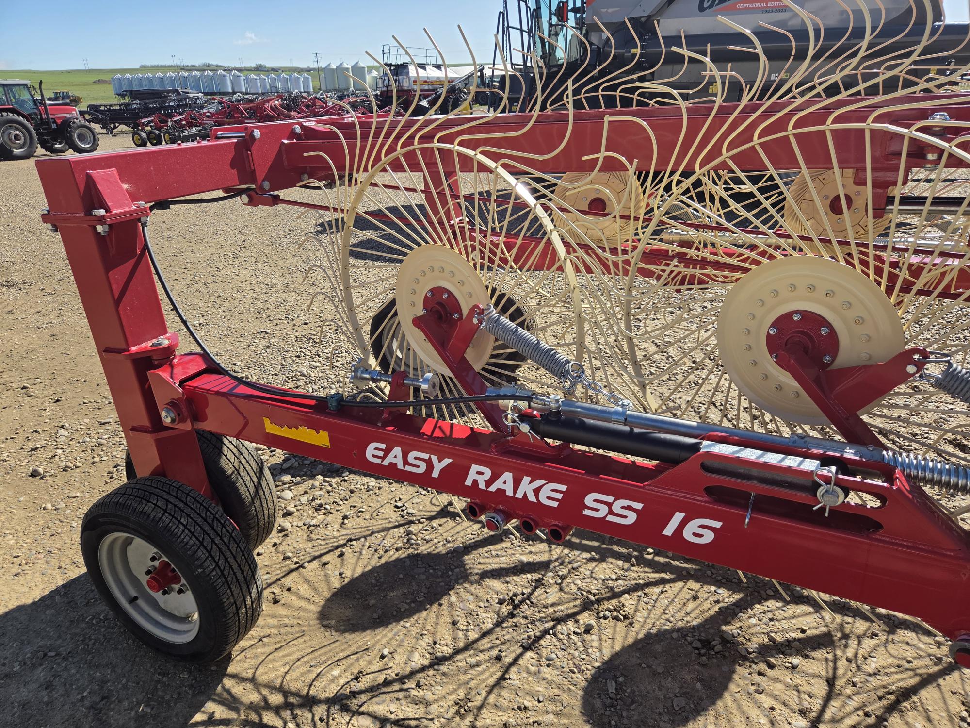 2023 Farm King RS16FK Rake/Hay