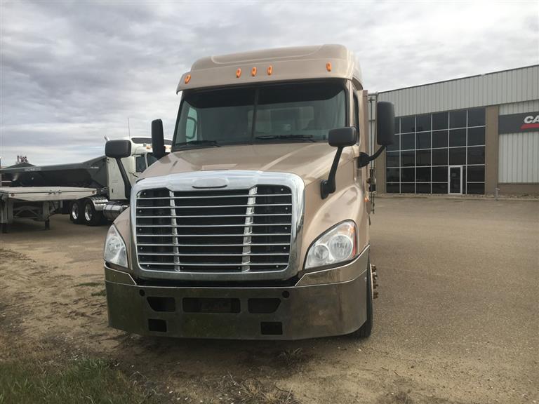 how to unlock a freightliner door