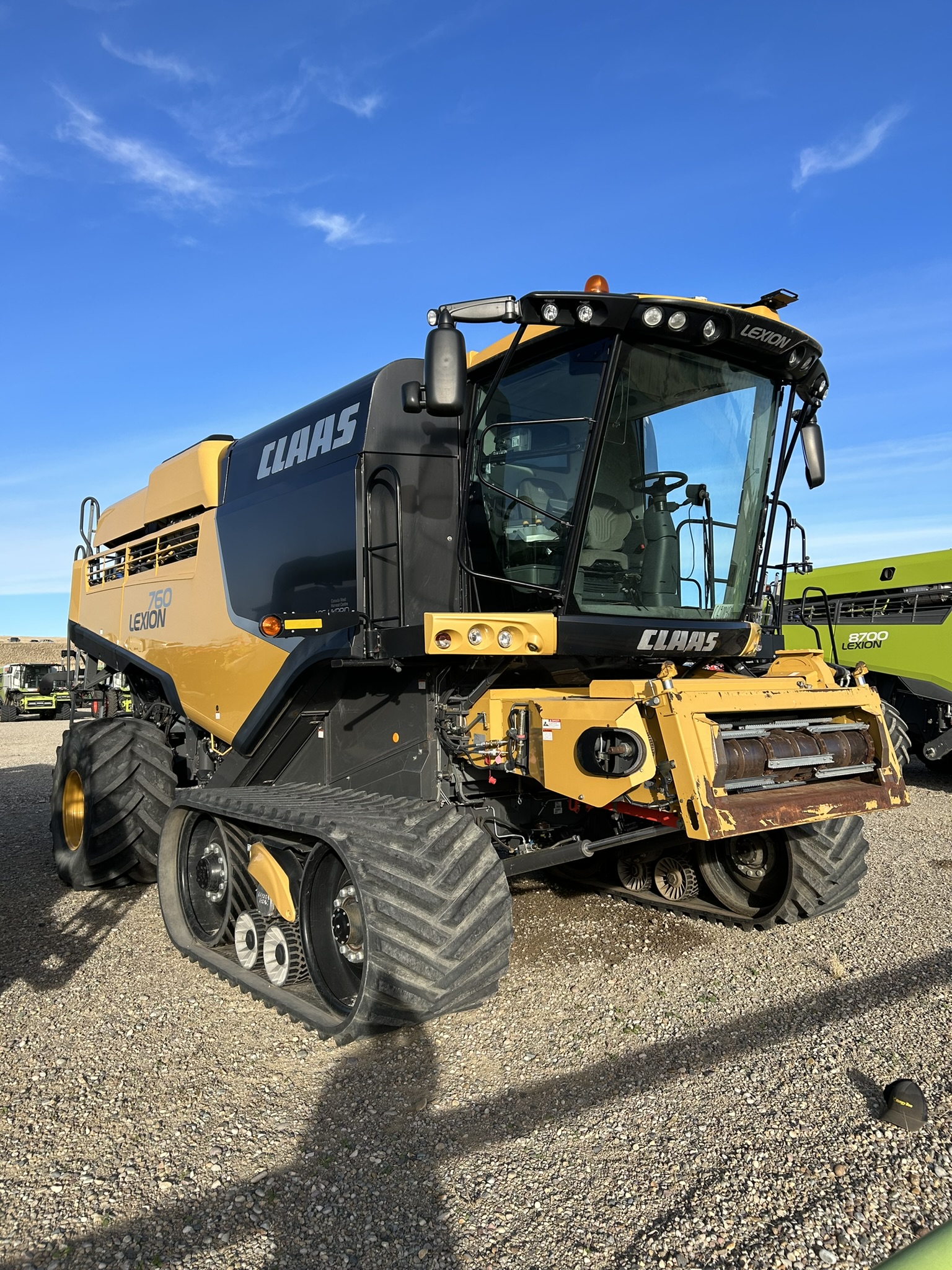 2015 CLAAS 760TT Combine