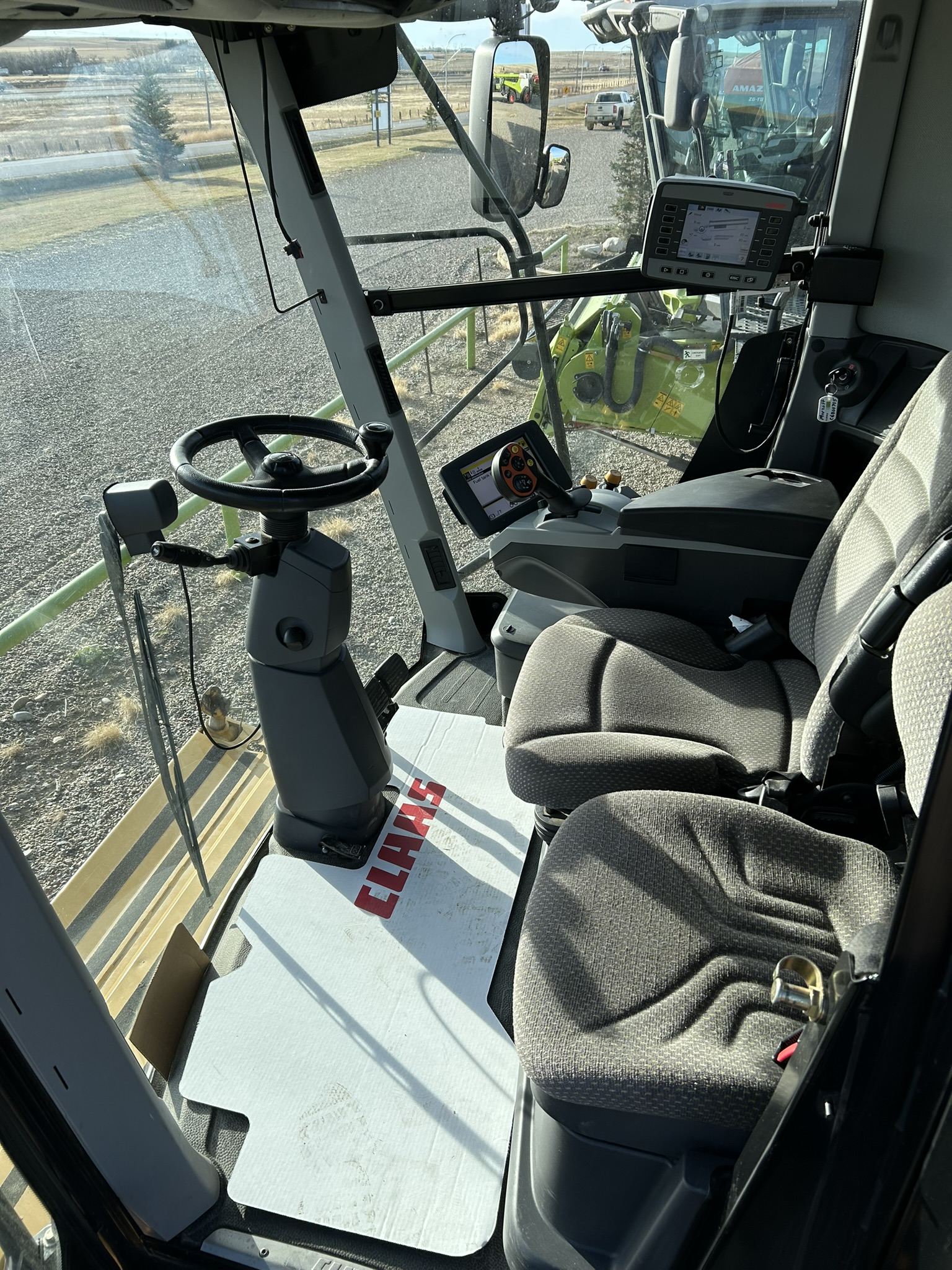 2015 CLAAS 760TT Combine