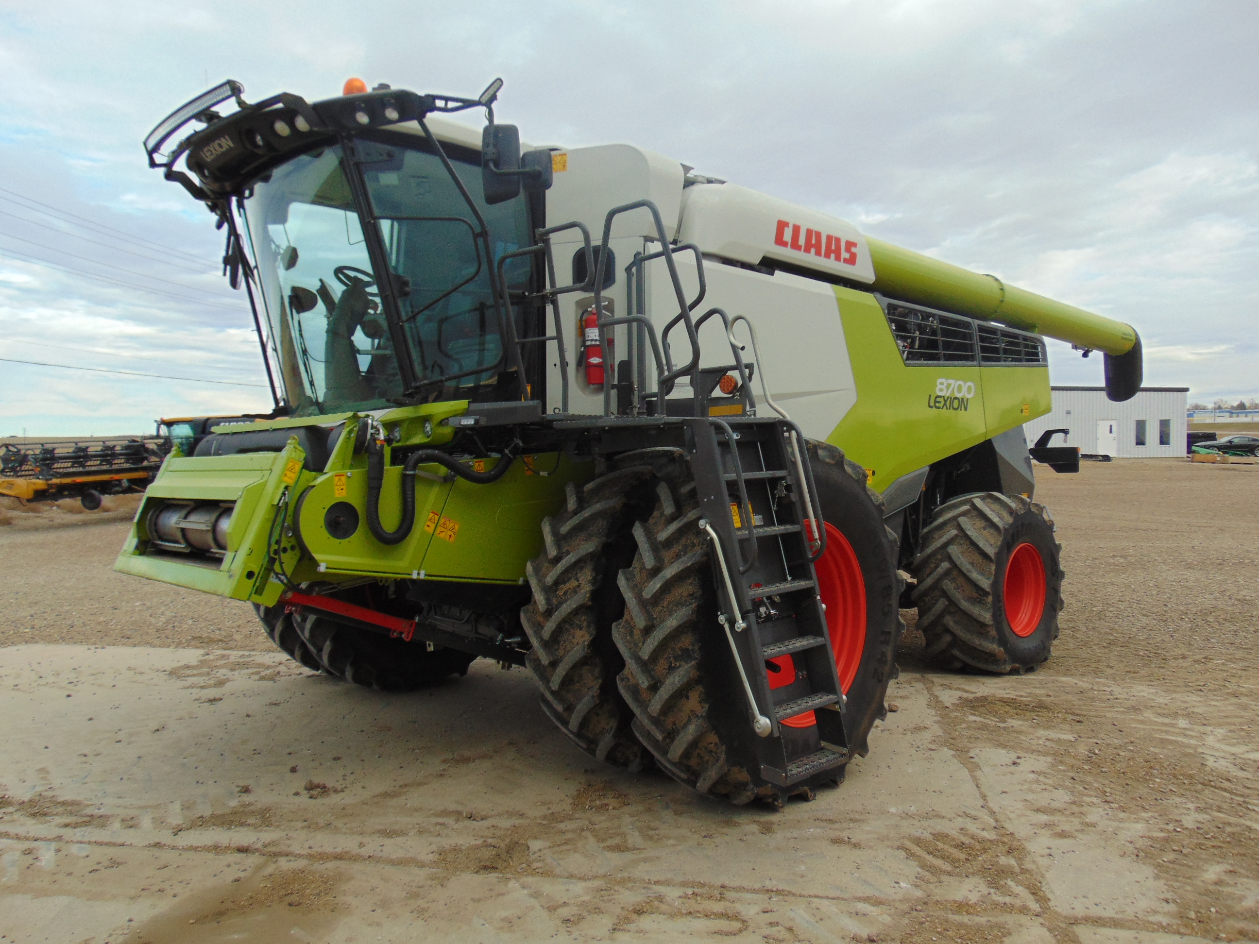 2021 CLAAS 8700 Combine