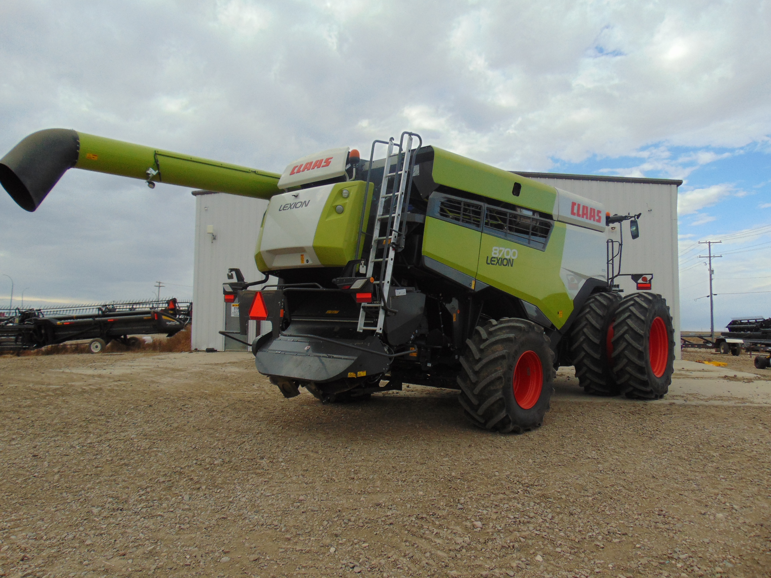 2021 CLAAS 8700 Combine