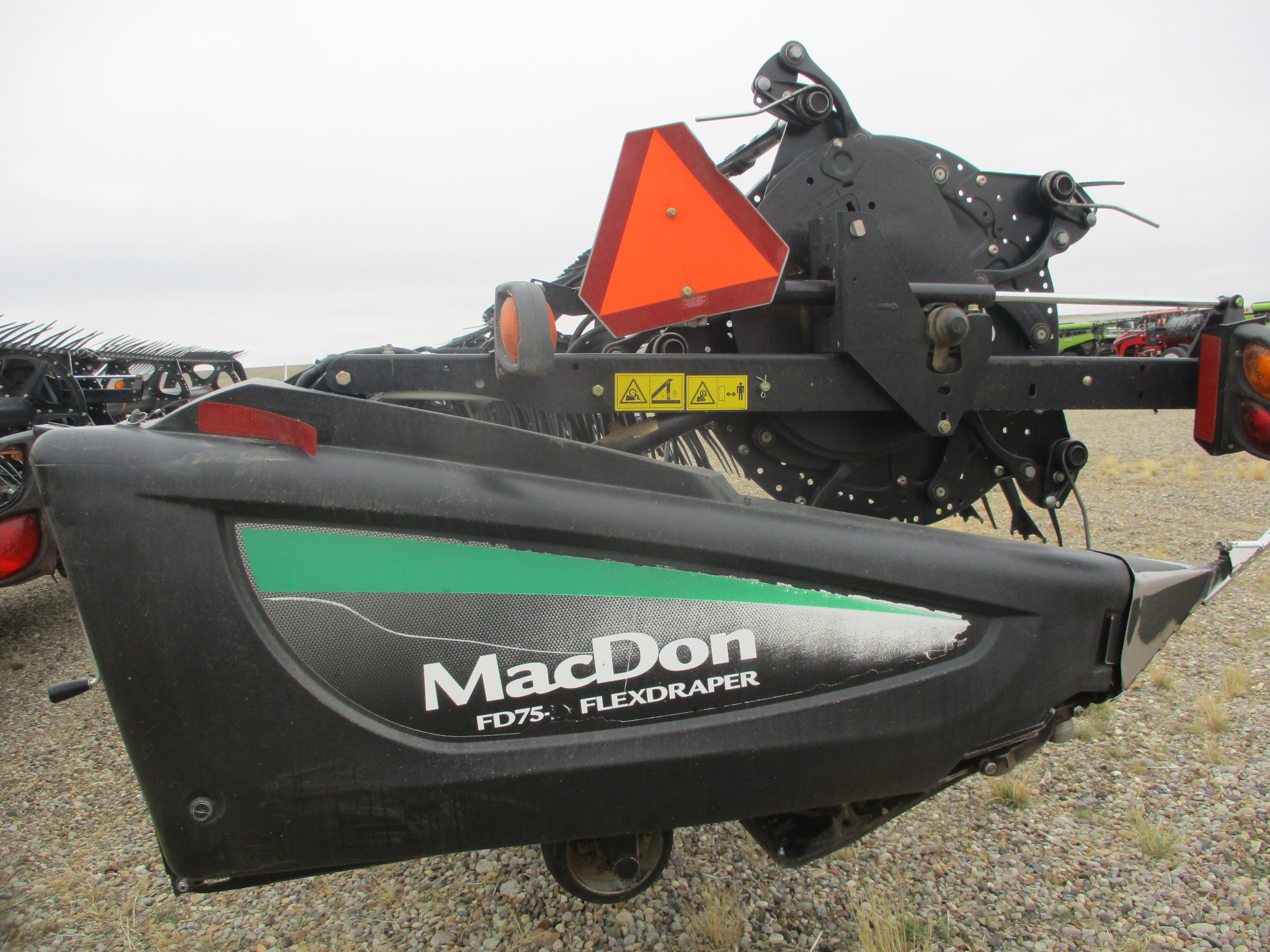 2014 MacDon FD70-40 Header Flex