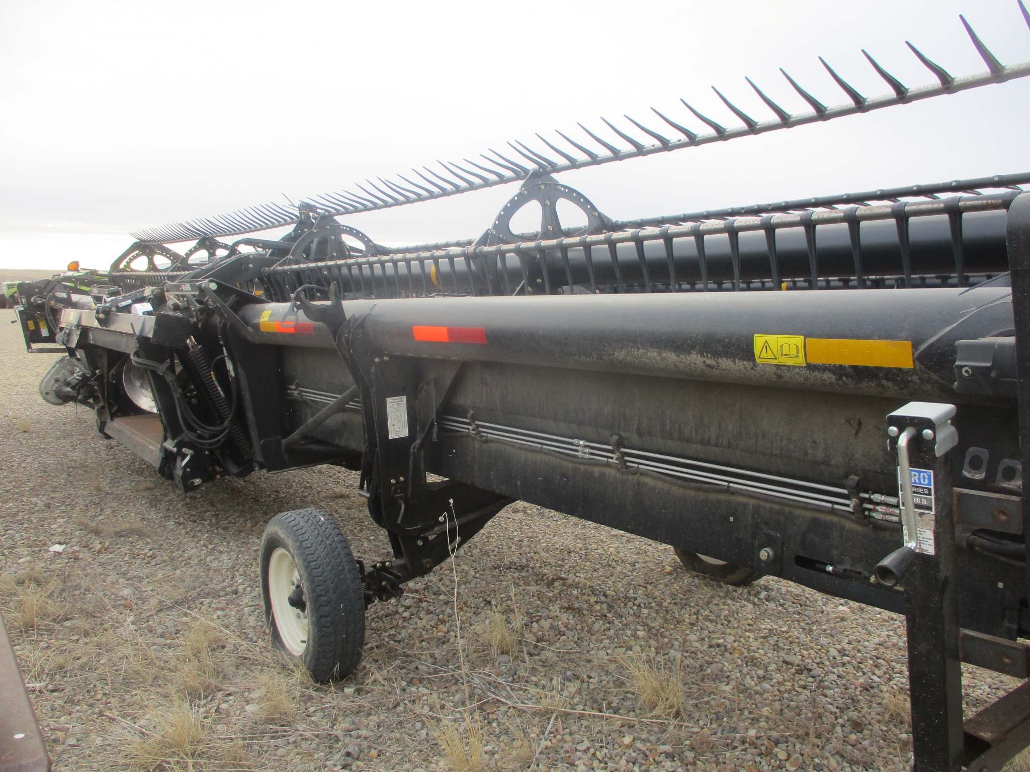 2014 MacDon FD70-40 Header Flex