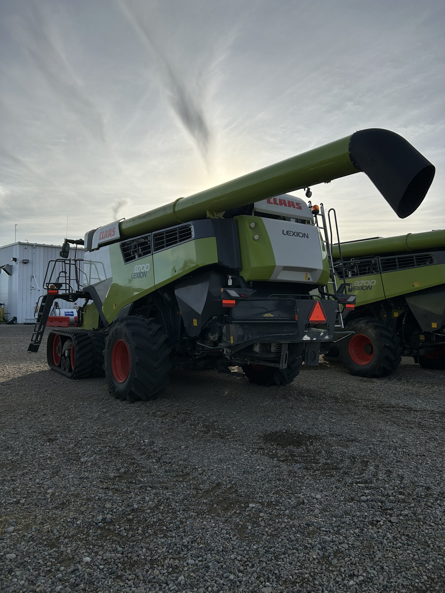 2021 CLAAS 8700TT Combine