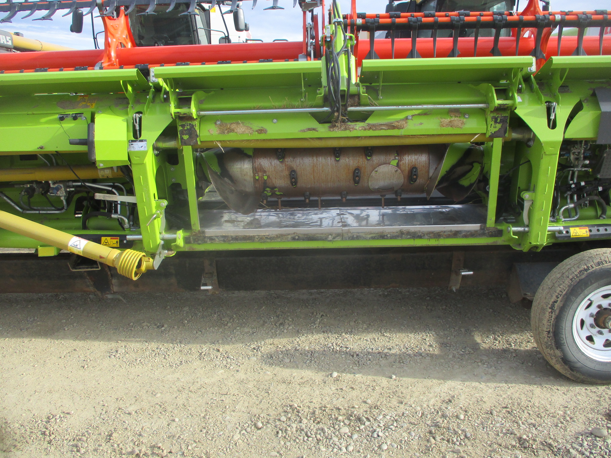 2022 CLAAS Convio 1380 Header Draper Flex