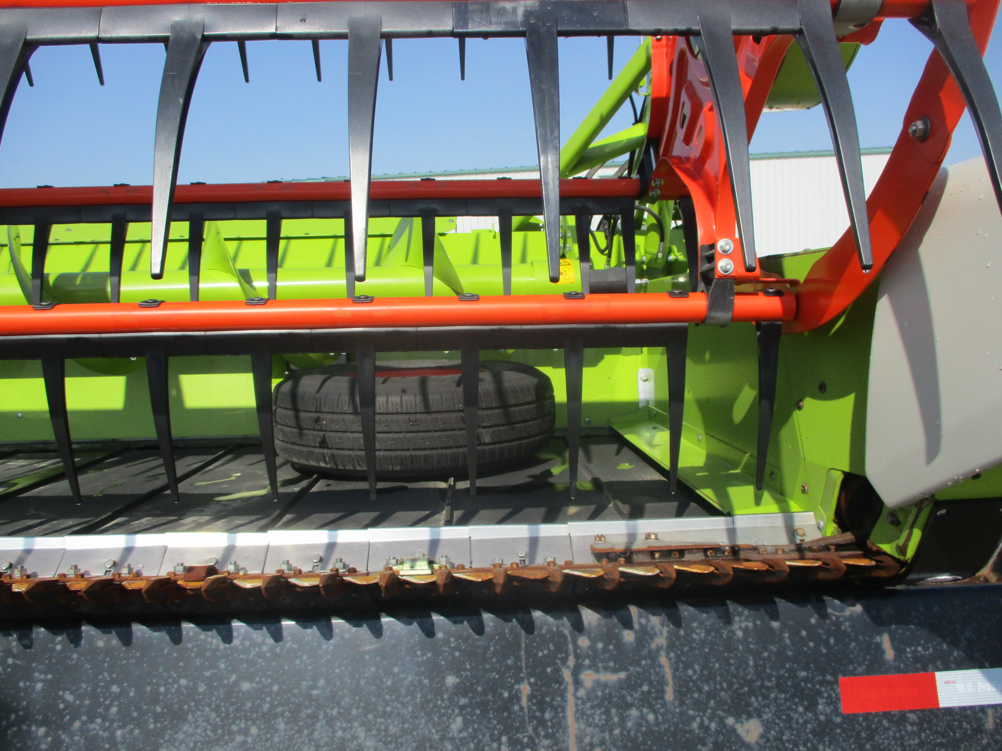 2022 CLAAS Convio 1380 Header Draper Flex