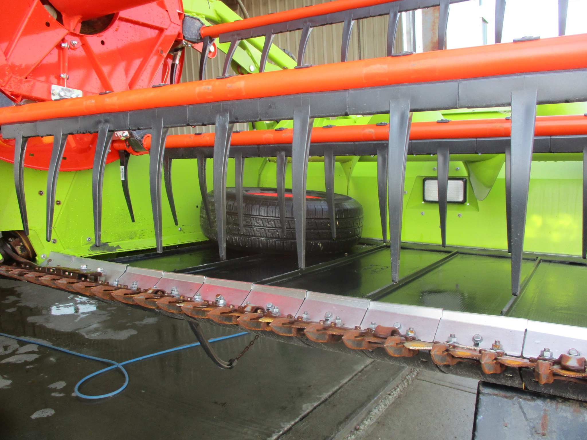 2022 CLAAS Convio 1380 Header Draper Flex