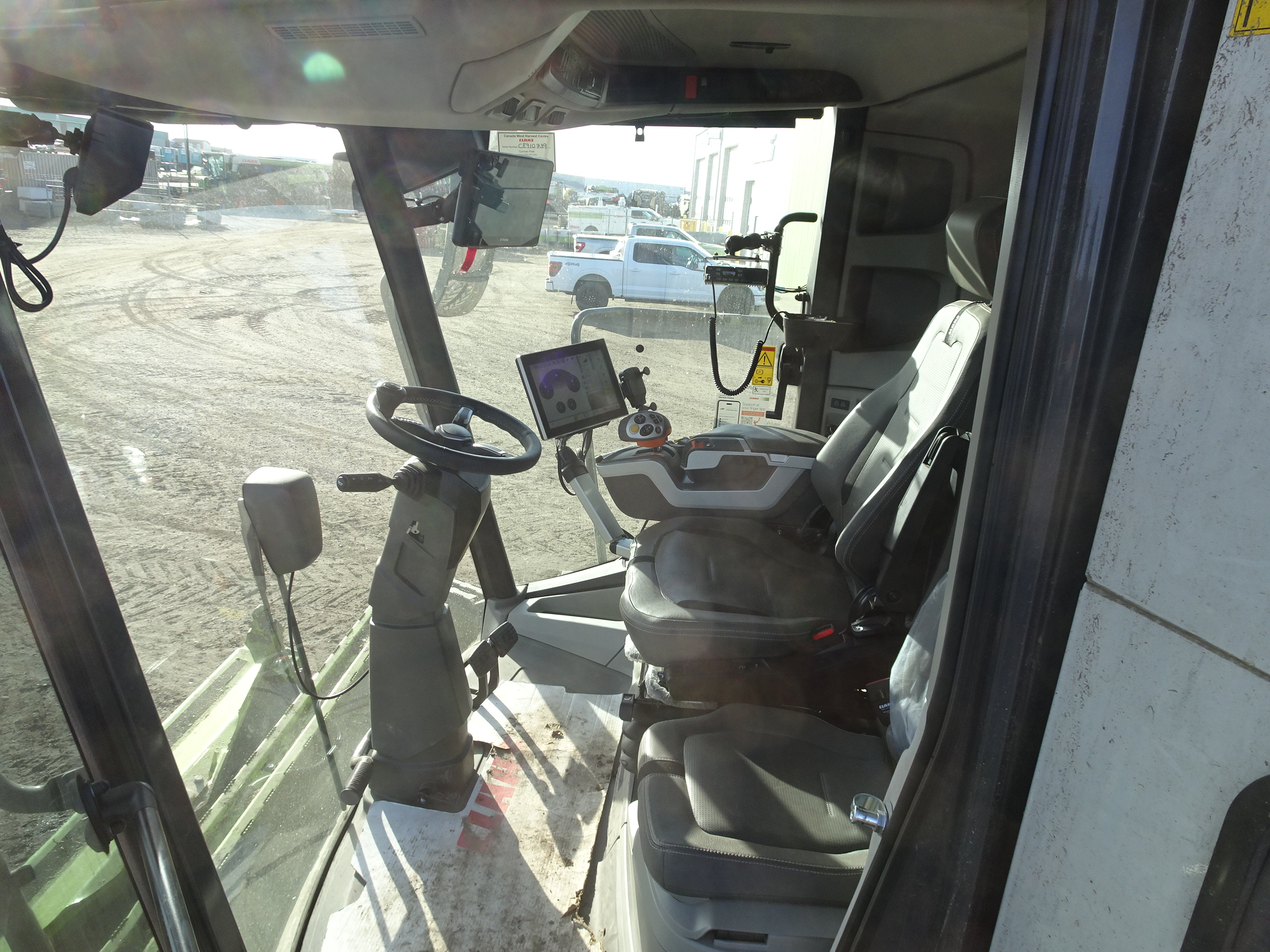 2024 CLAAS 8600 Combine