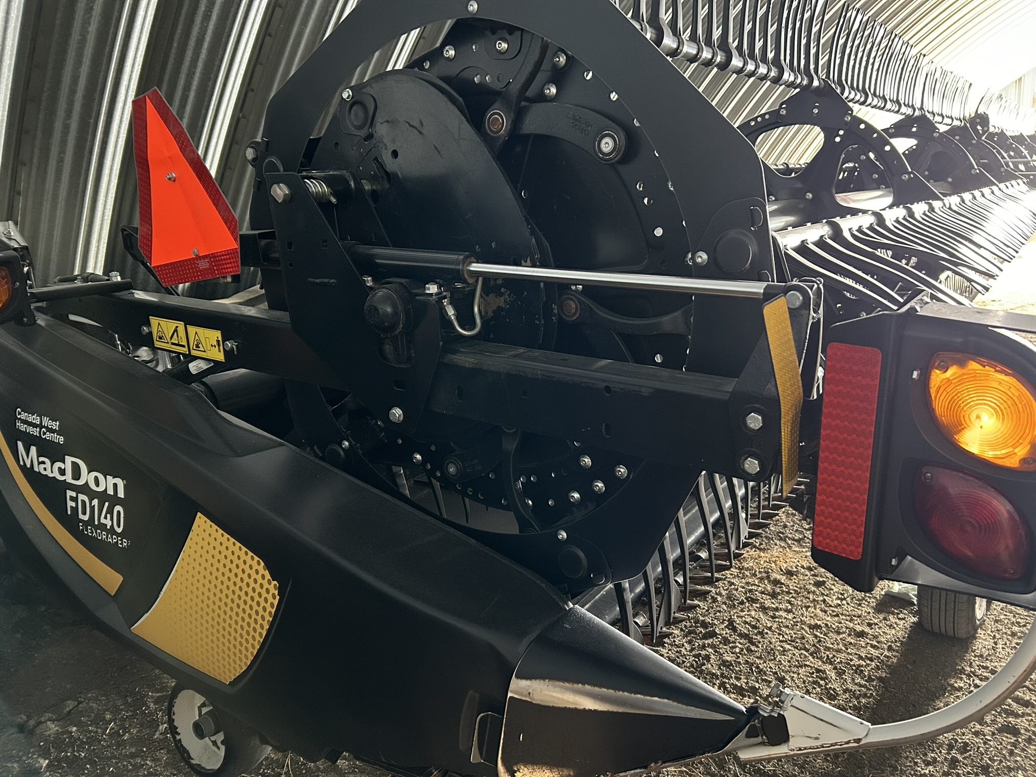 2018 MacDon FD140 Header Flex