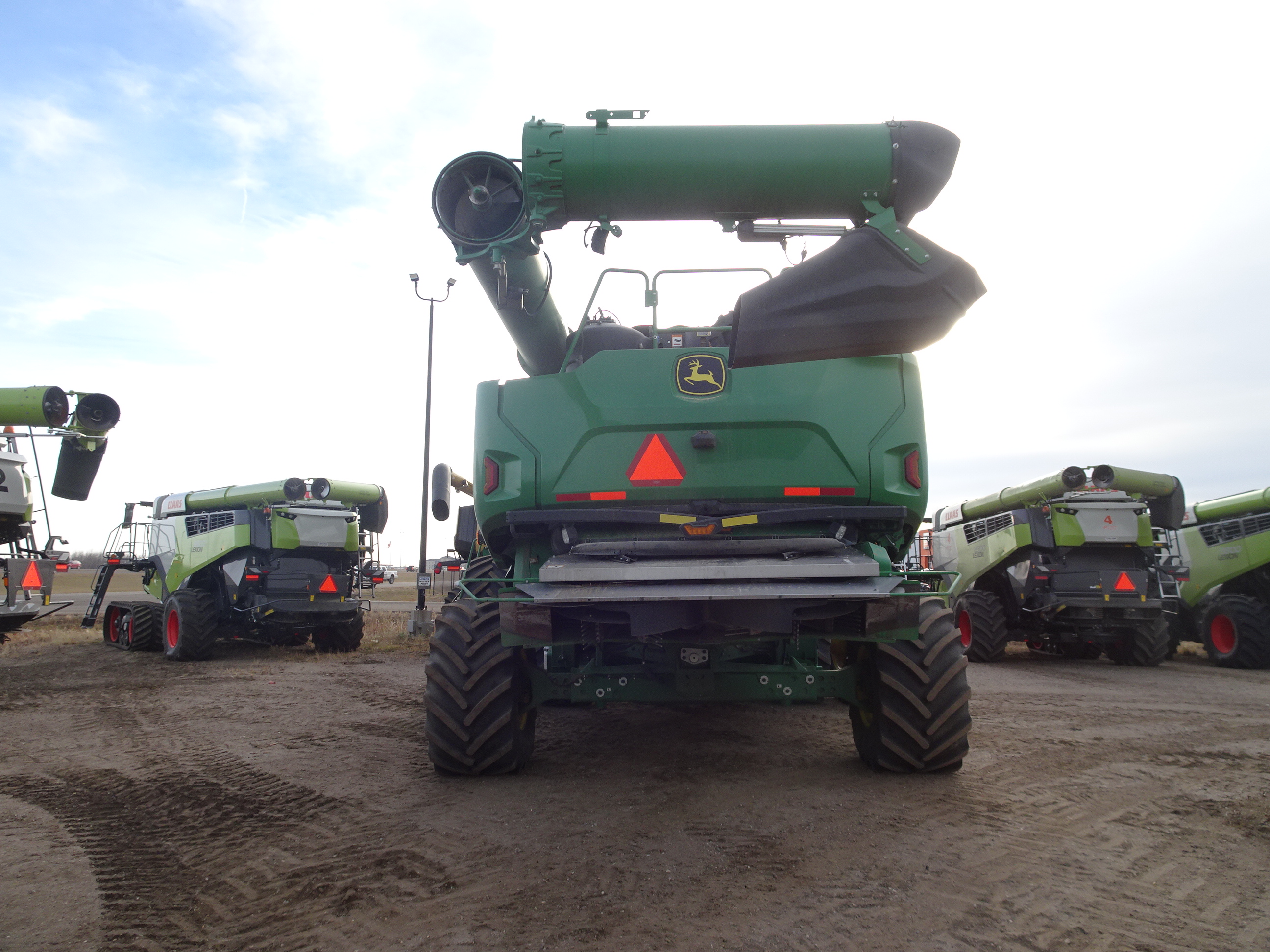 2022 John Deere X9 1000 Combine