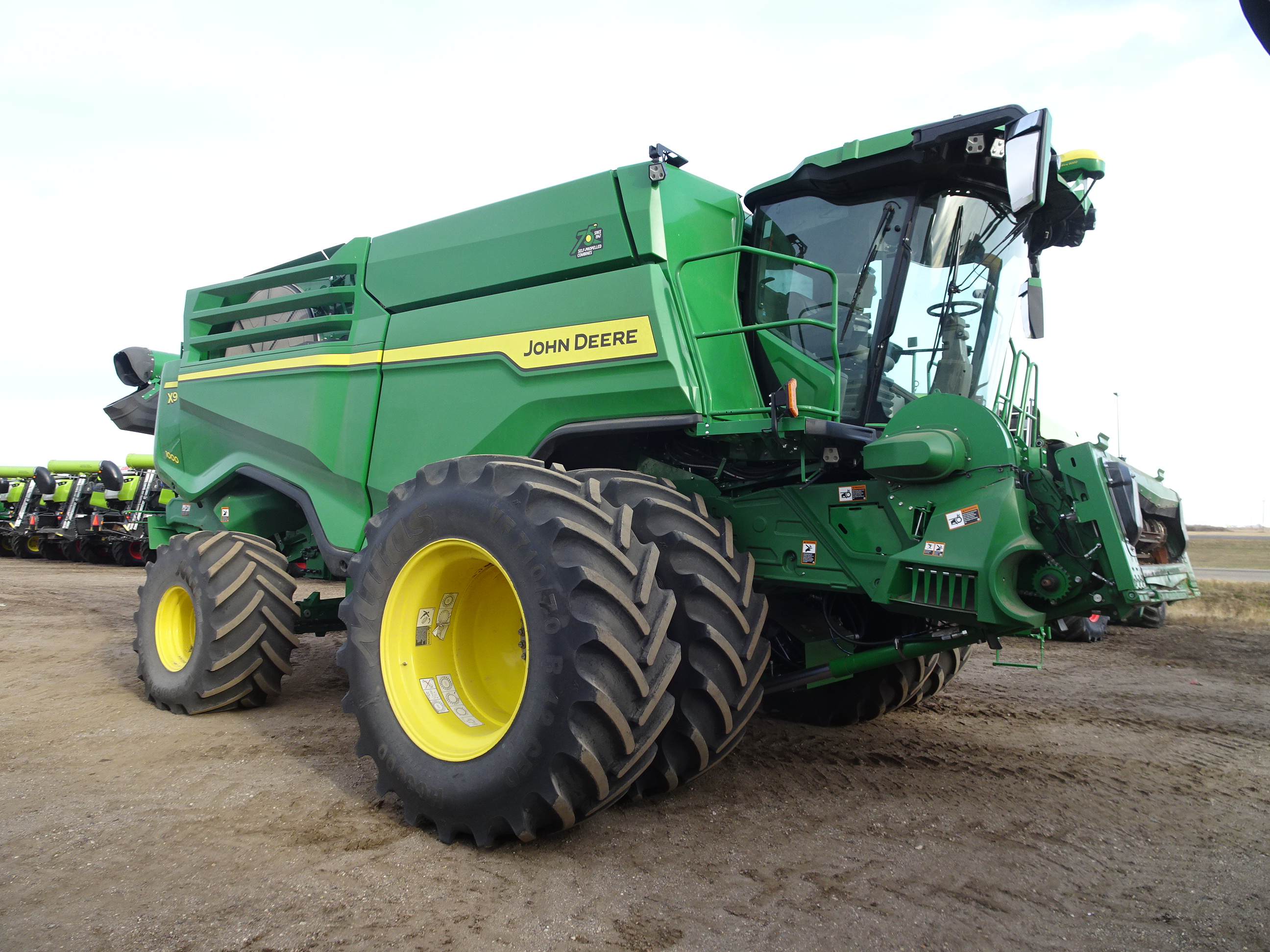 2022 John Deere X9 1000 Combine