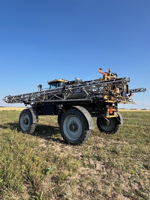 2019 RoGator RG1100C Sprayer/High Clearance