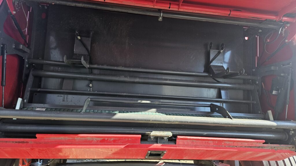 2017 Massey Ferguson 2956 Baler/Round