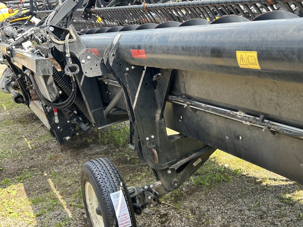 2021 MacDon FD140 Header Draper Flex