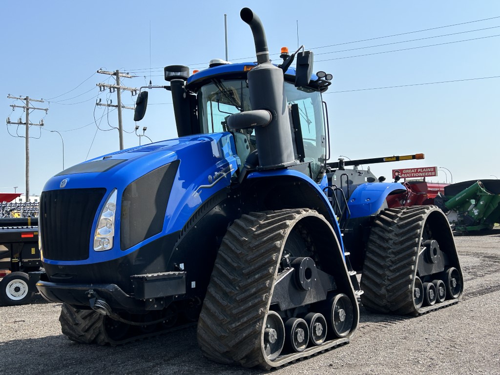 2021 New Holland T9.645 Tractor Rubber Track