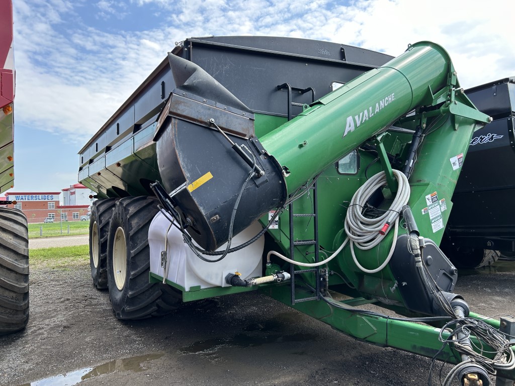 2012 Brent 2096 Grain Cart