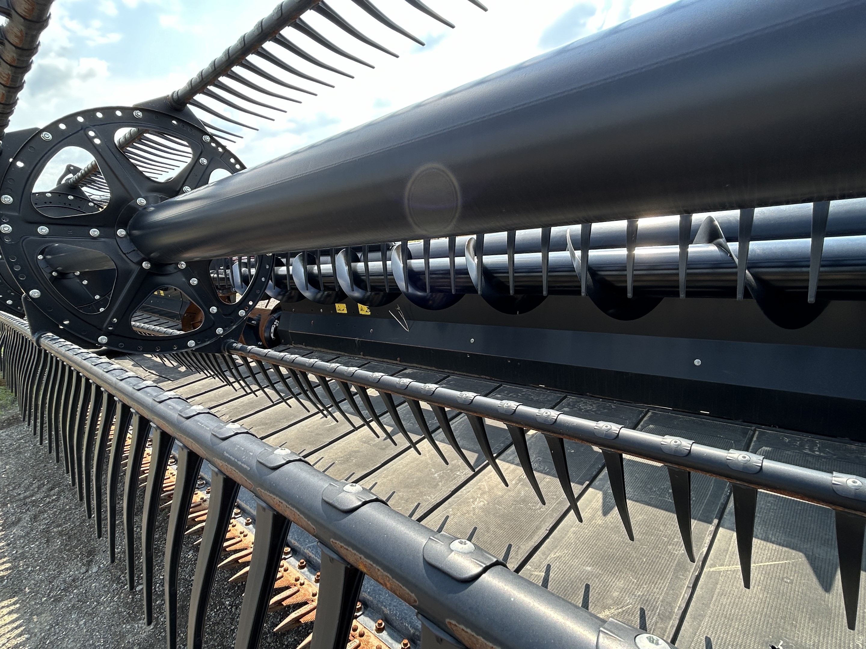 2022 MacDon FD145 Header Draper Flex