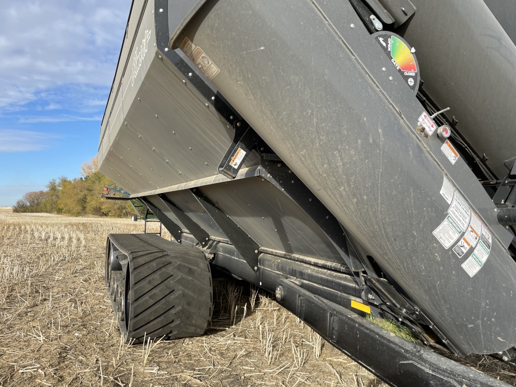 2021 Elmers 2300 Grain Cart