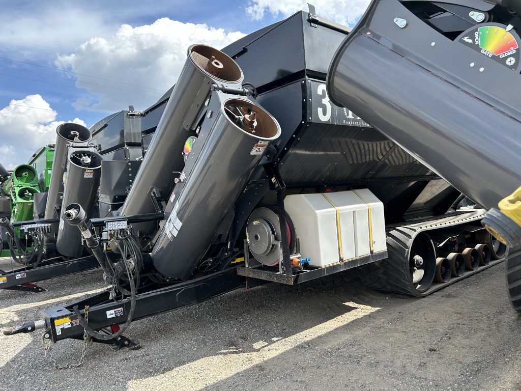 2021 Elmers 2000 Grain Cart