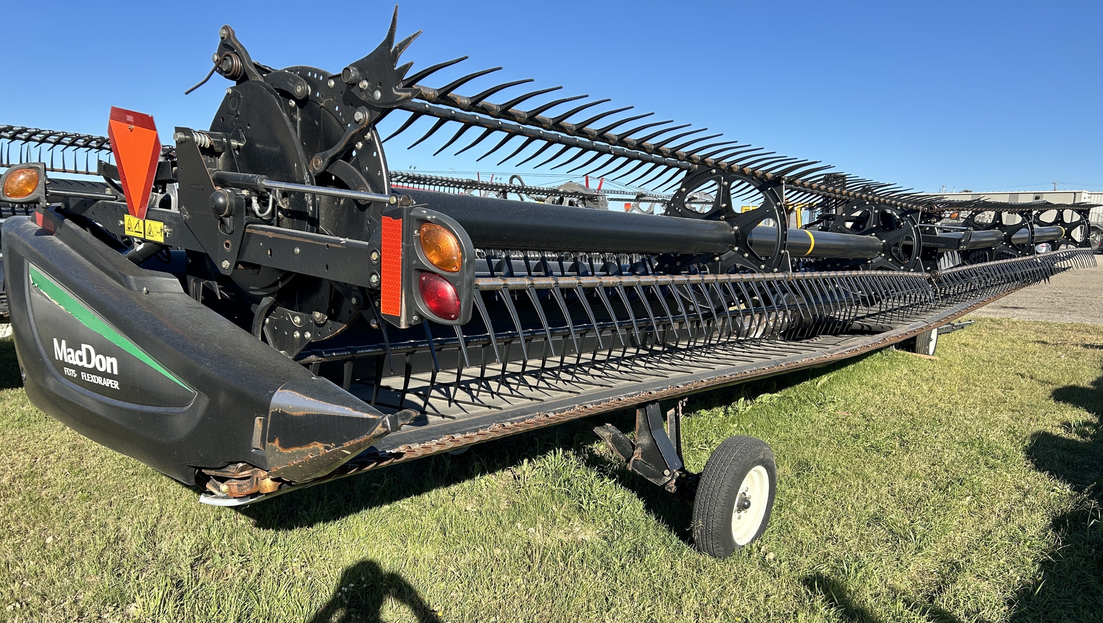 2016 MacDon FD75-45 Header Draper Flex