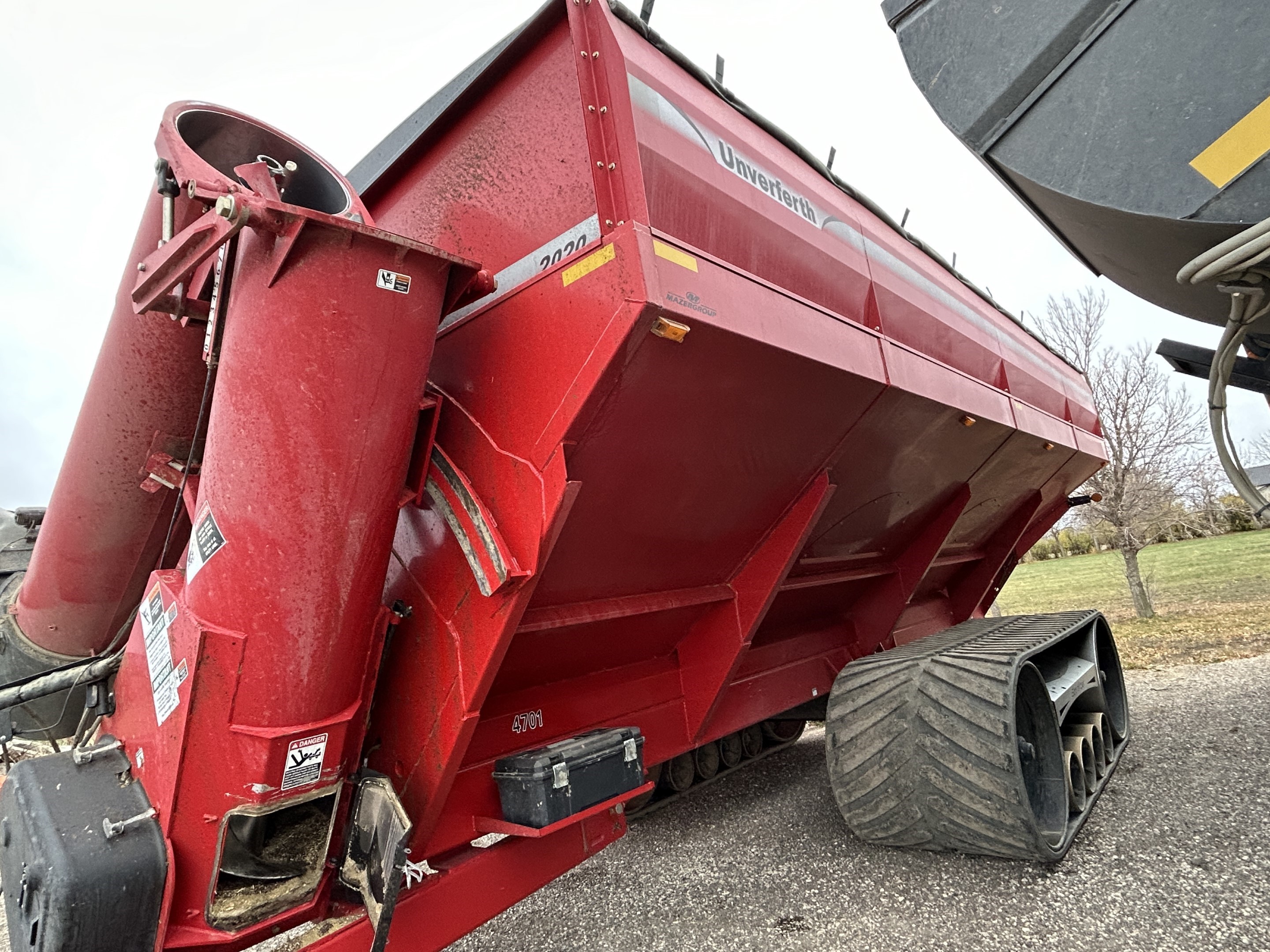 2020 Unverferth 2020 Grain Cart