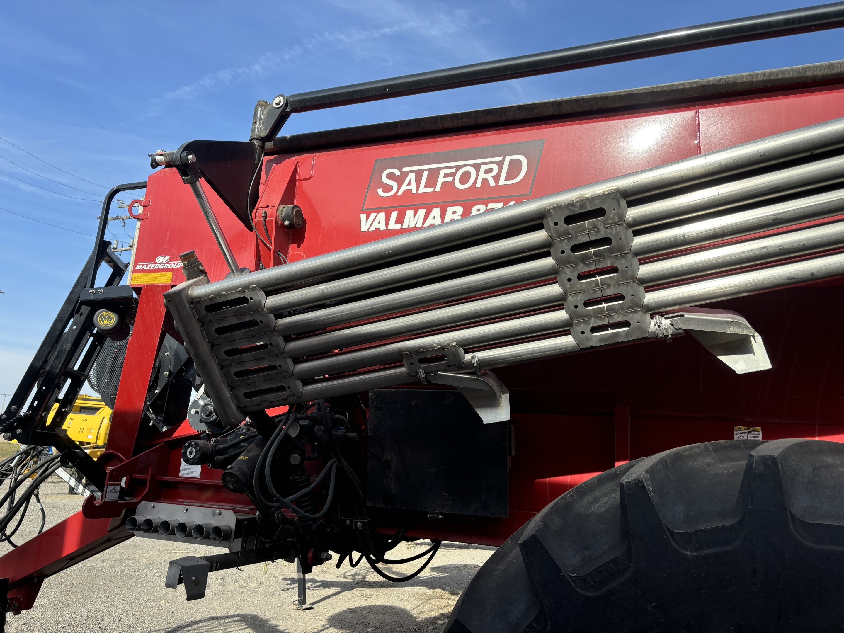 2023 Salford VALMAR 8711 Fertilizer Spreader