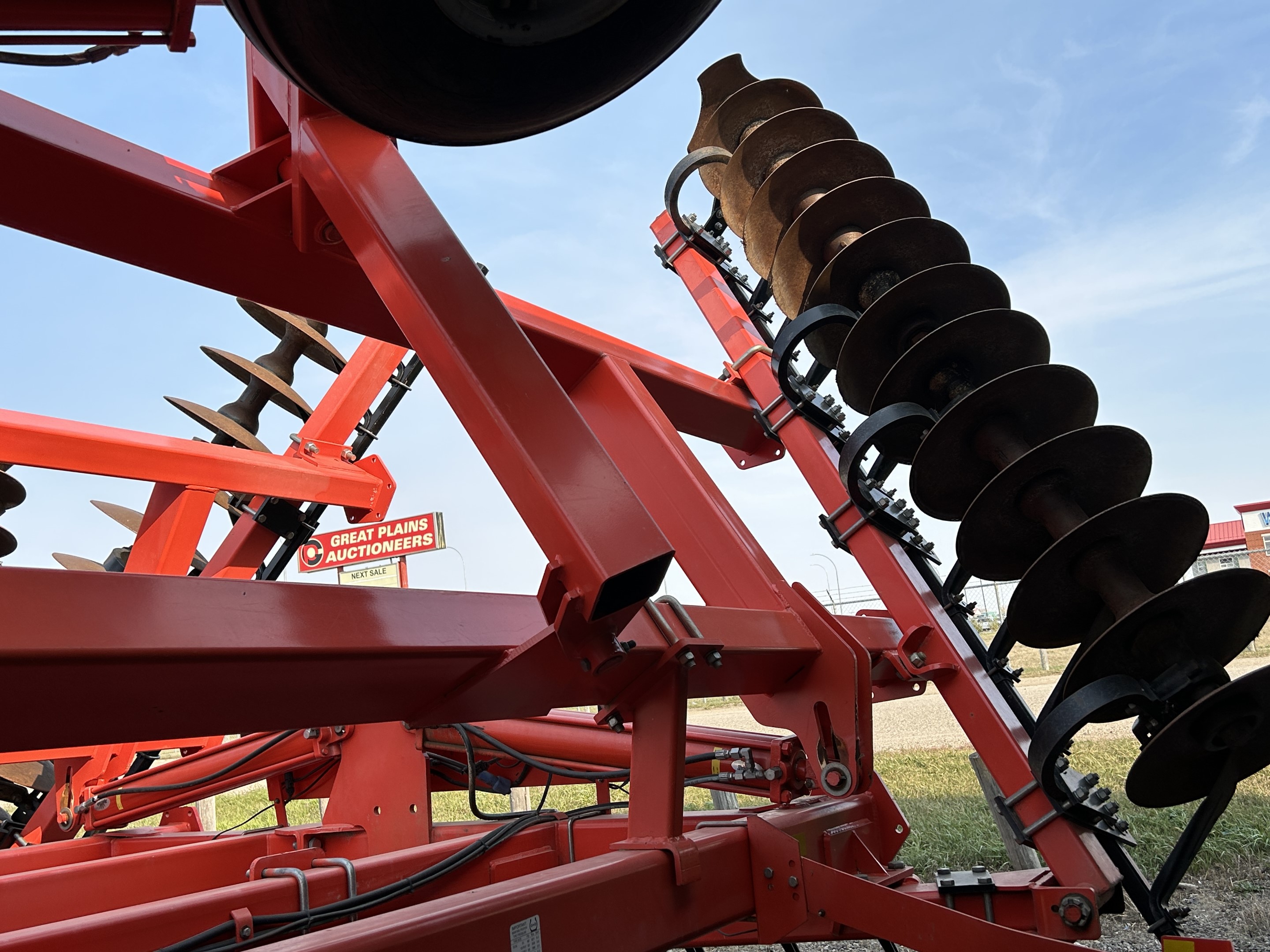 2013 Kuhn 8300 Disk