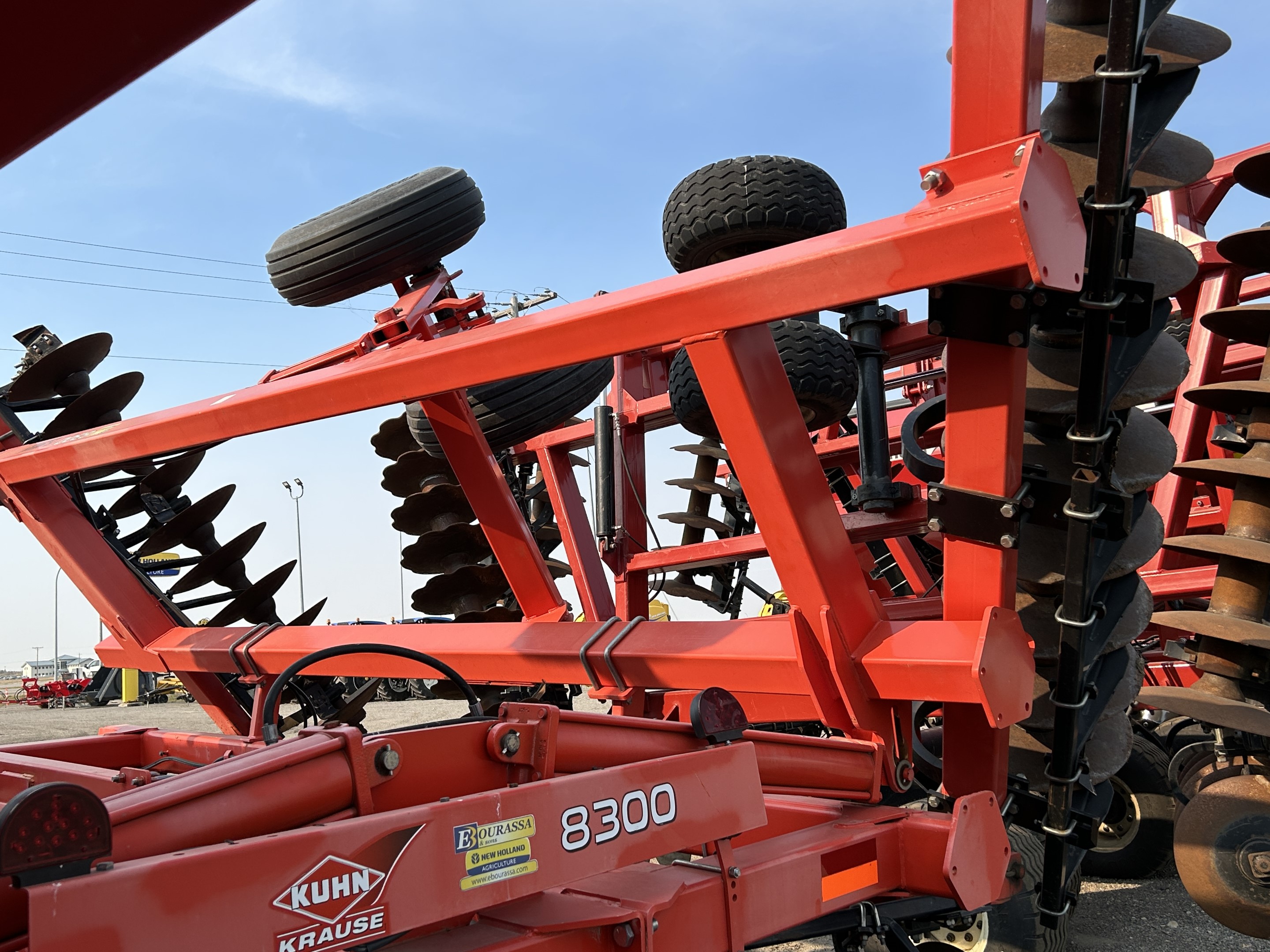 2013 Kuhn 8300 Disk