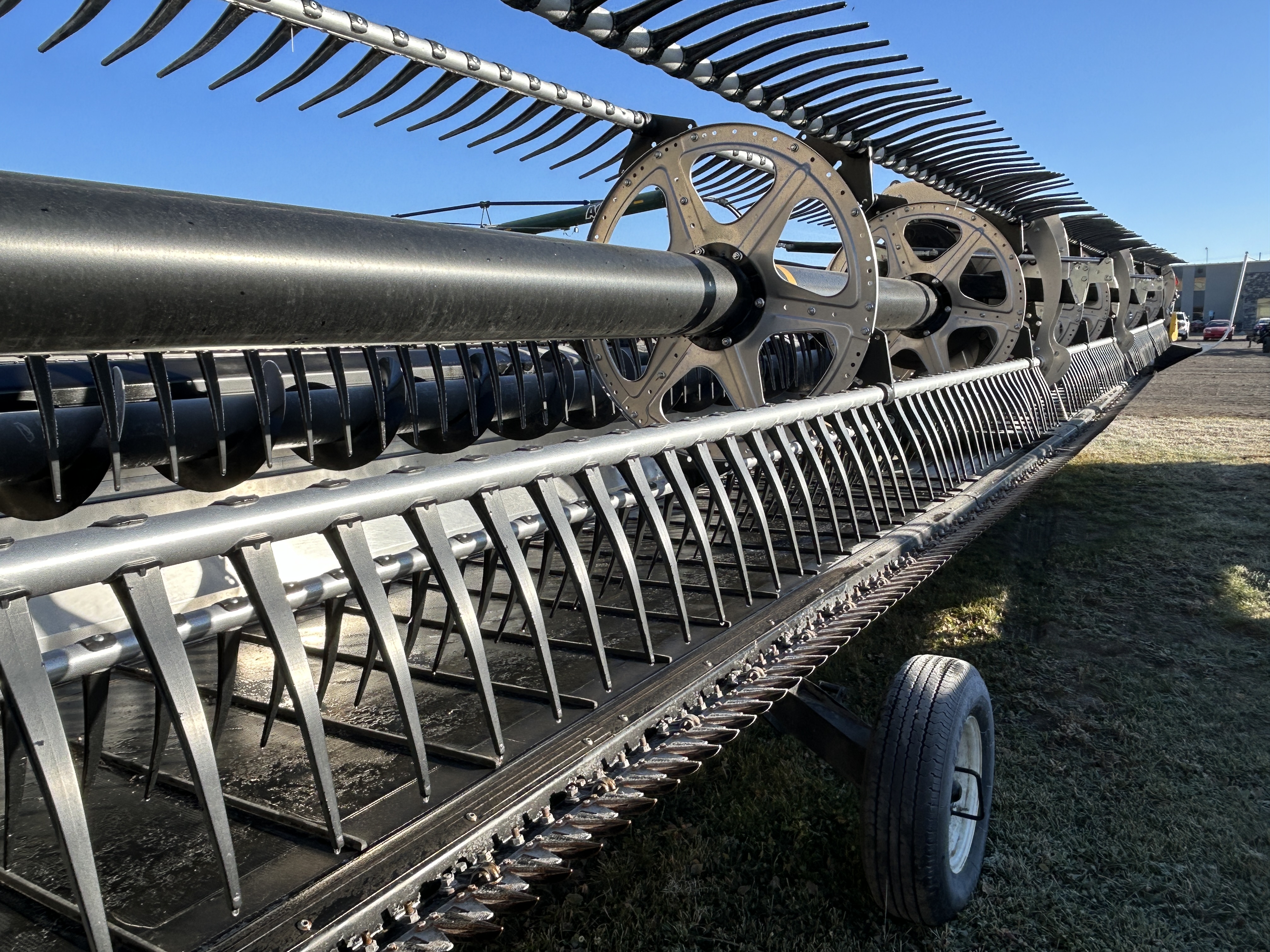 2022 MacDon FD240 Header Draper Flex