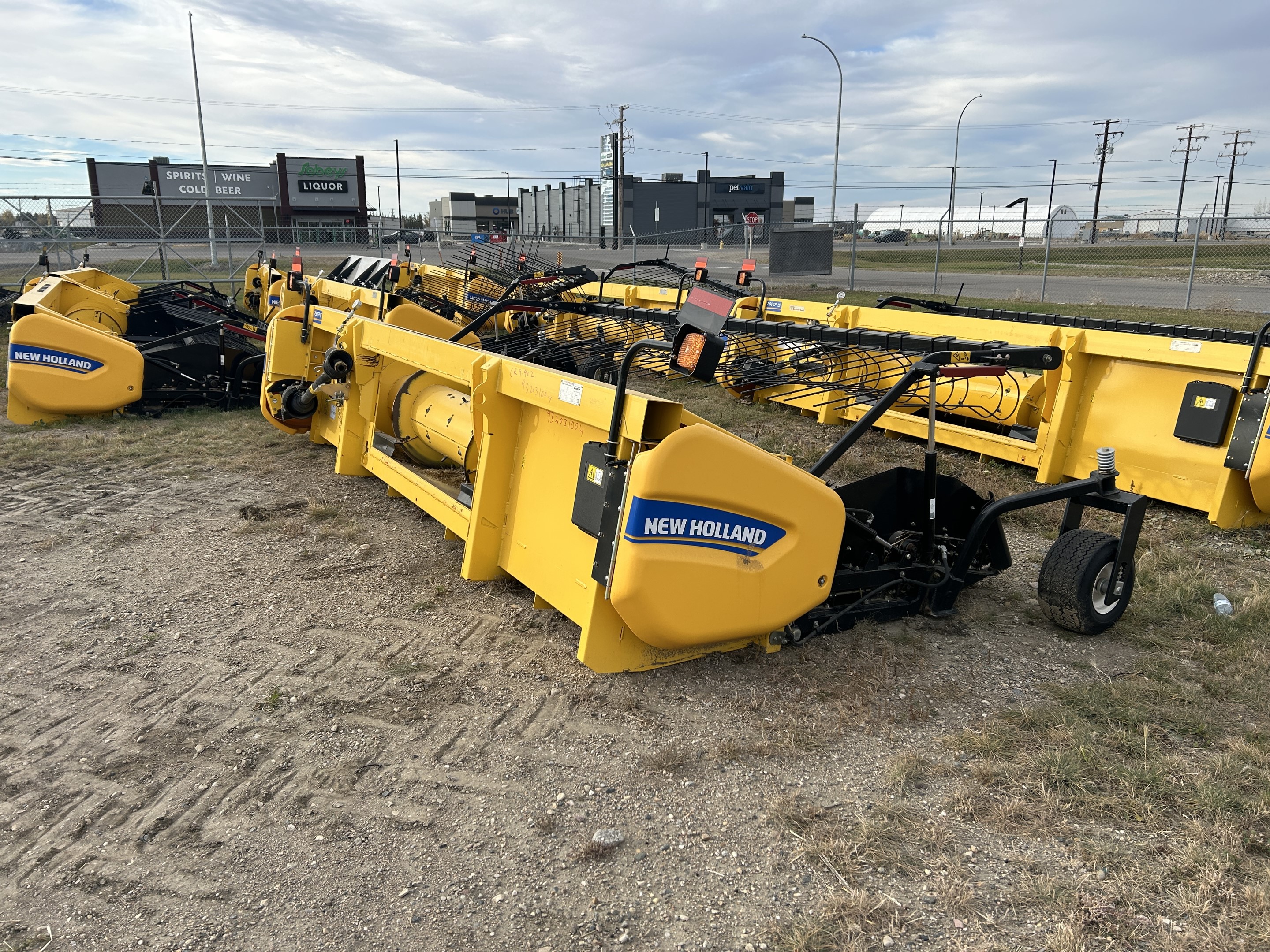 2020 New Holland 790CP Header Pickup