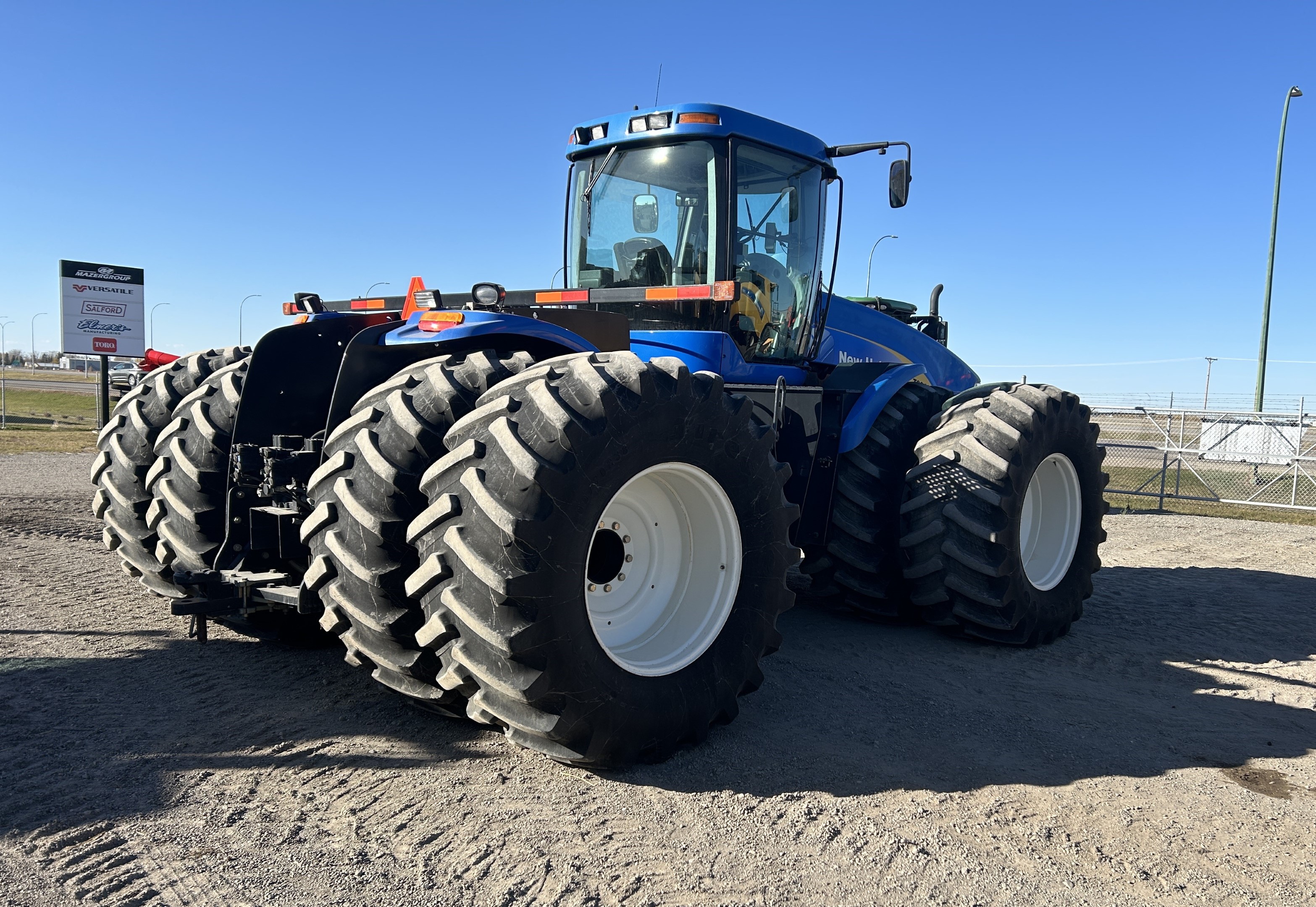 2008 New Holland T9040 Tractor 4WD