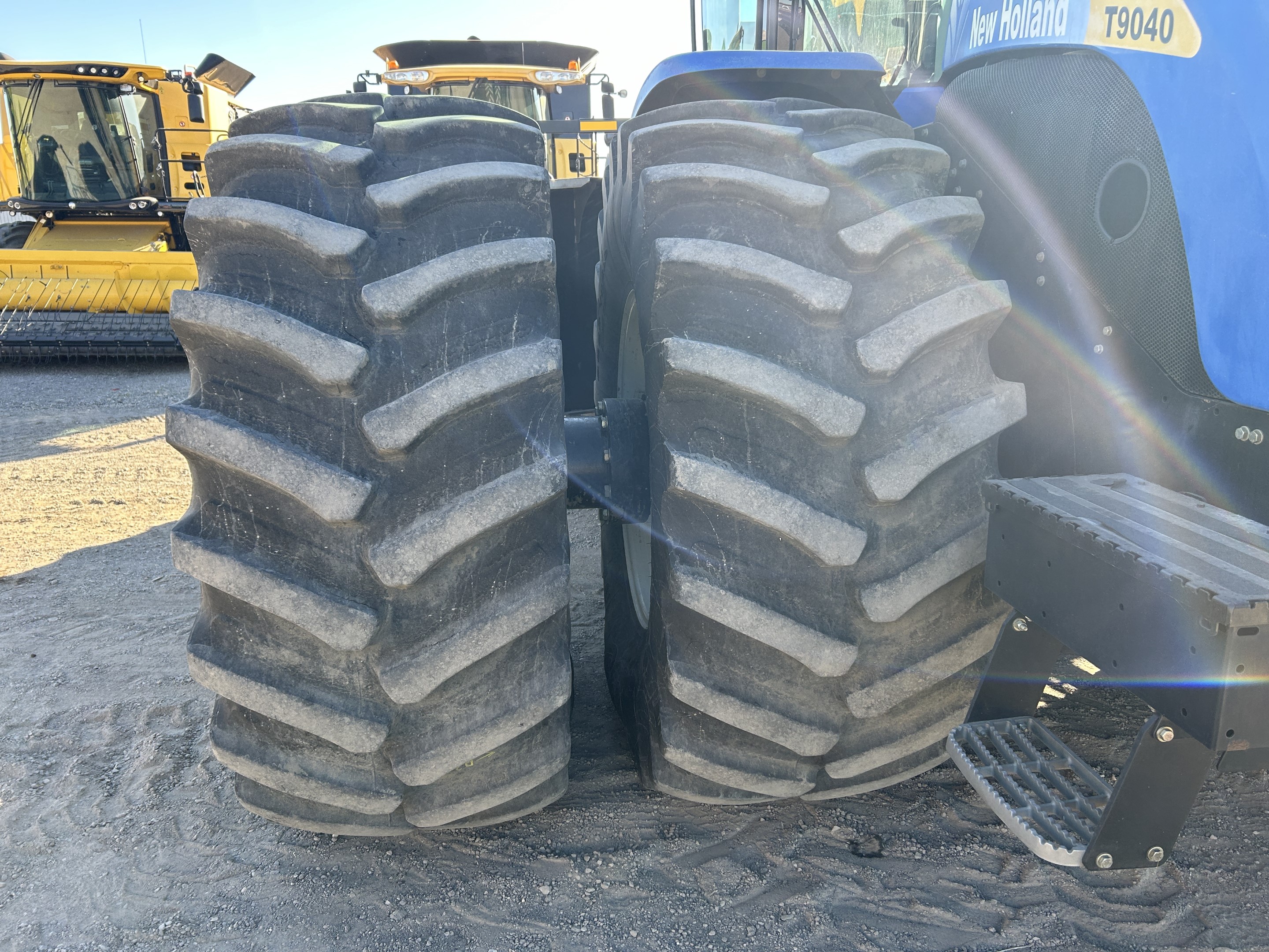 2008 New Holland T9040 Tractor 4WD