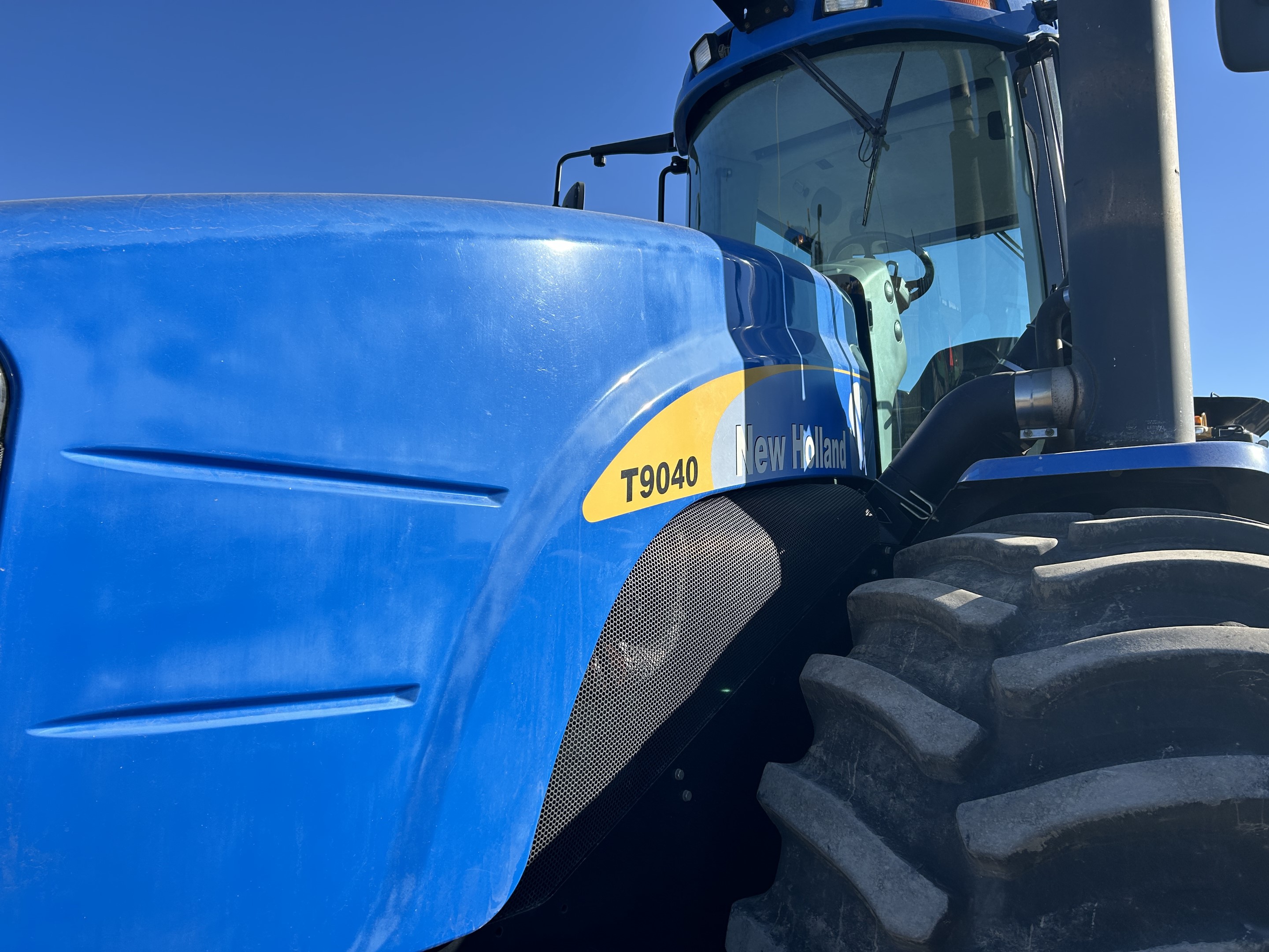 2008 New Holland T9040 Tractor 4WD