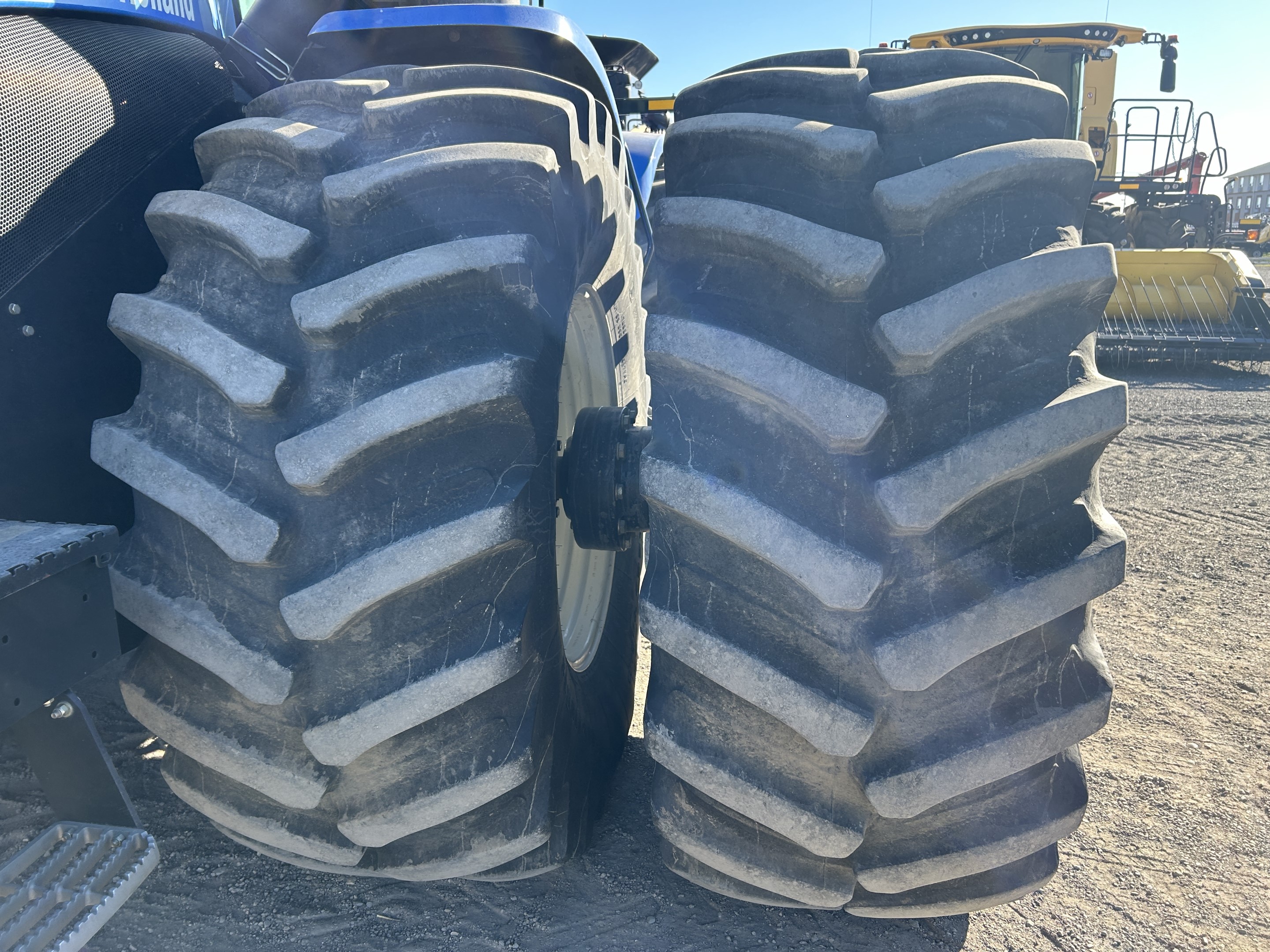 2008 New Holland T9040 Tractor 4WD