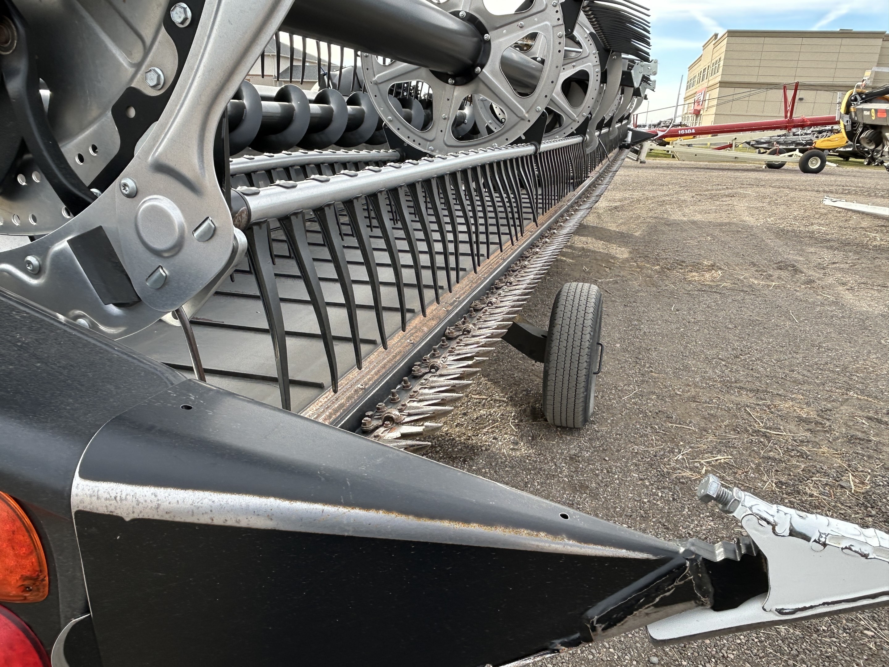 2022 MacDon FD240 Header Draper Flex