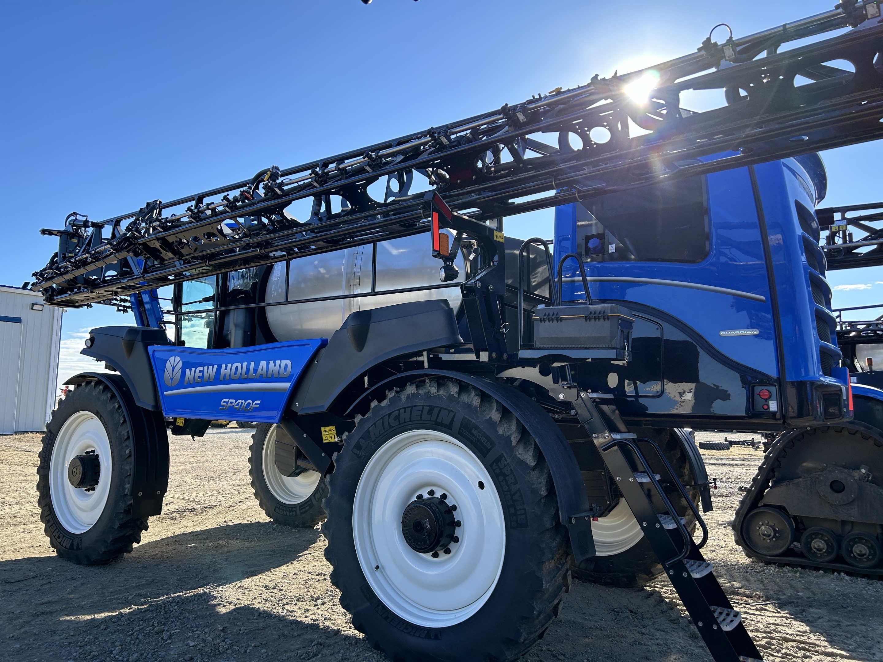 2023 New Holland SP.410F Sprayer/High Clearance