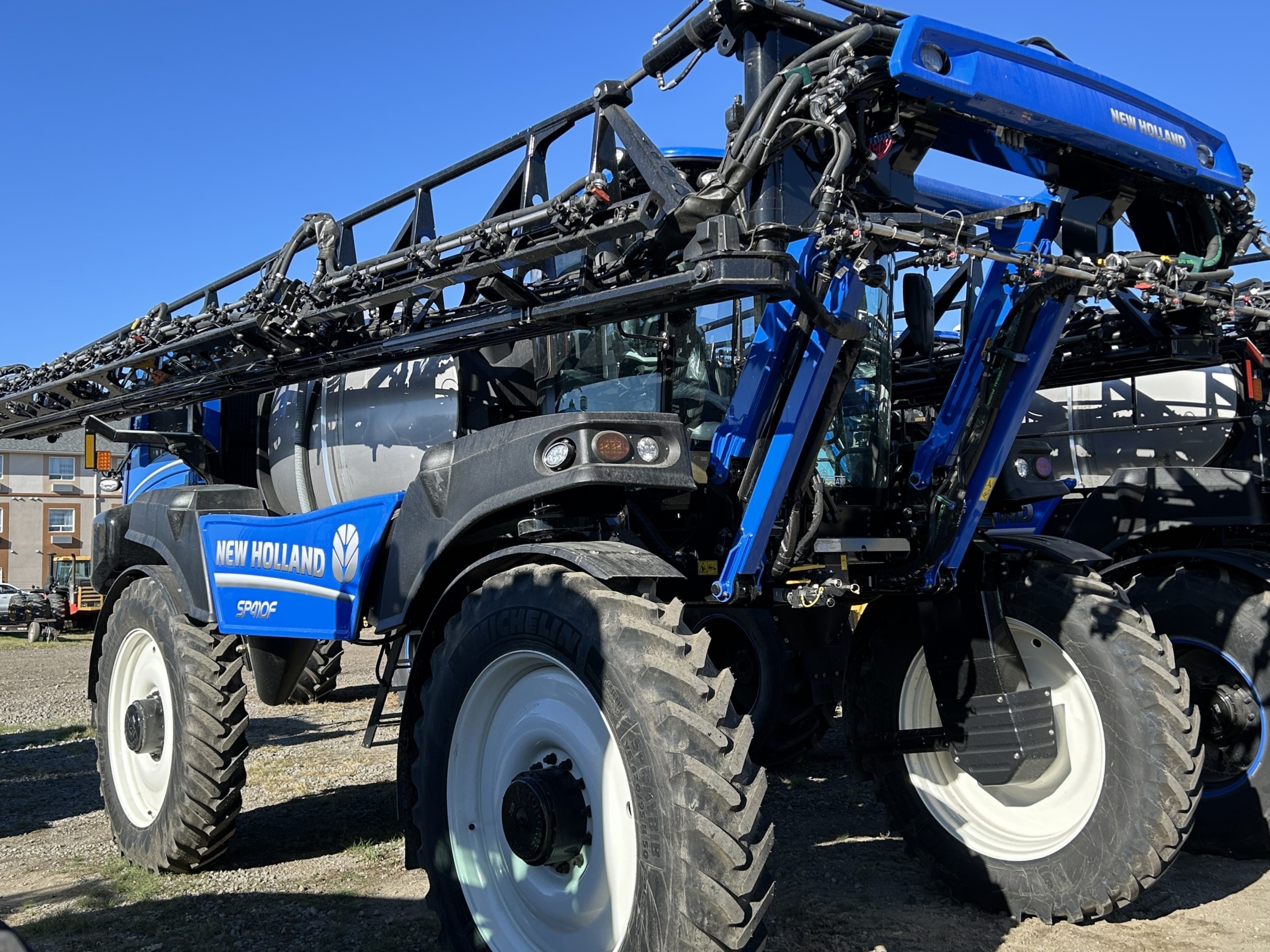 2023 New Holland SP.410F Sprayer/High Clearance