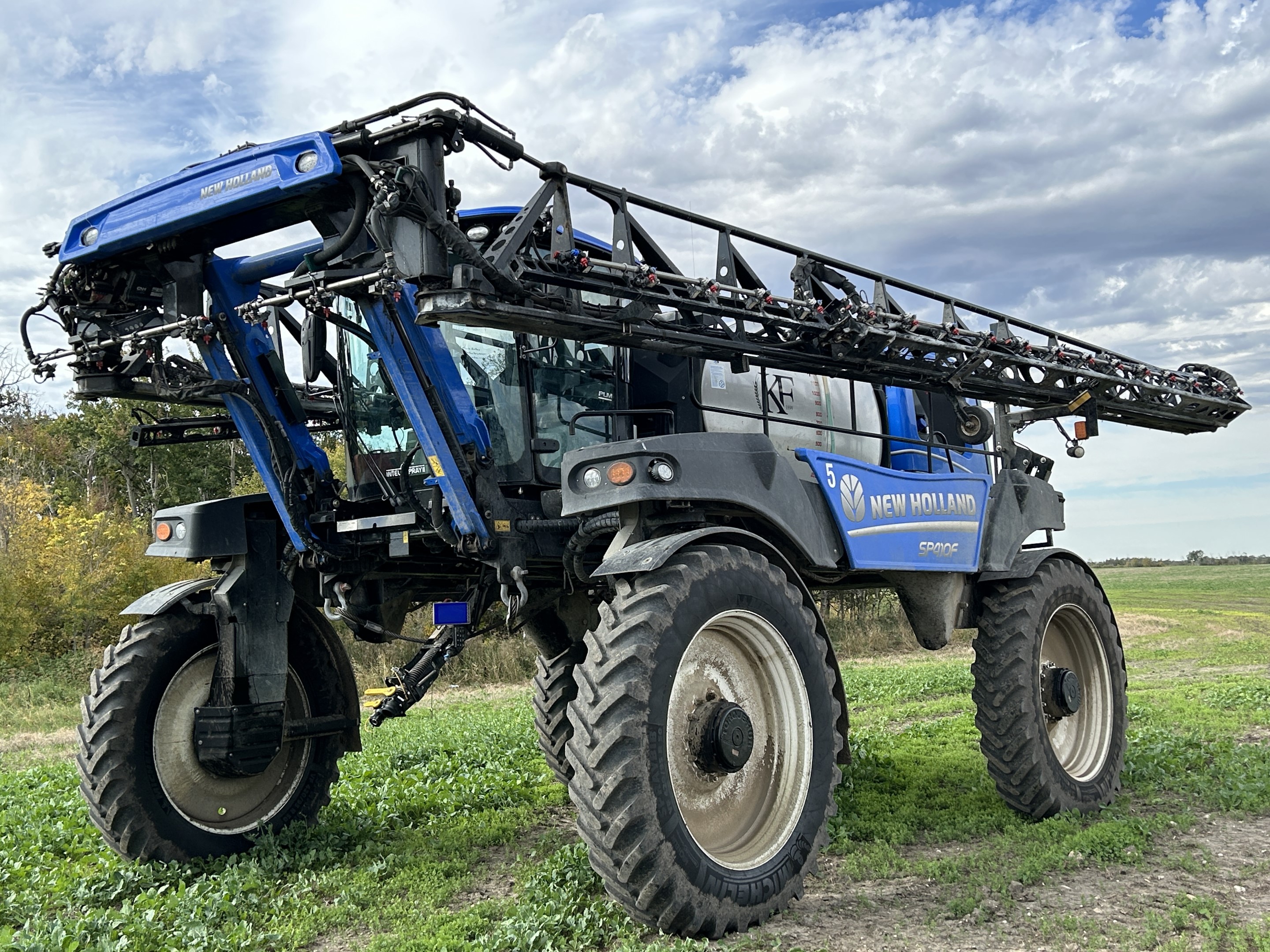 2023 New Holland SP.410F Sprayer/High Clearance