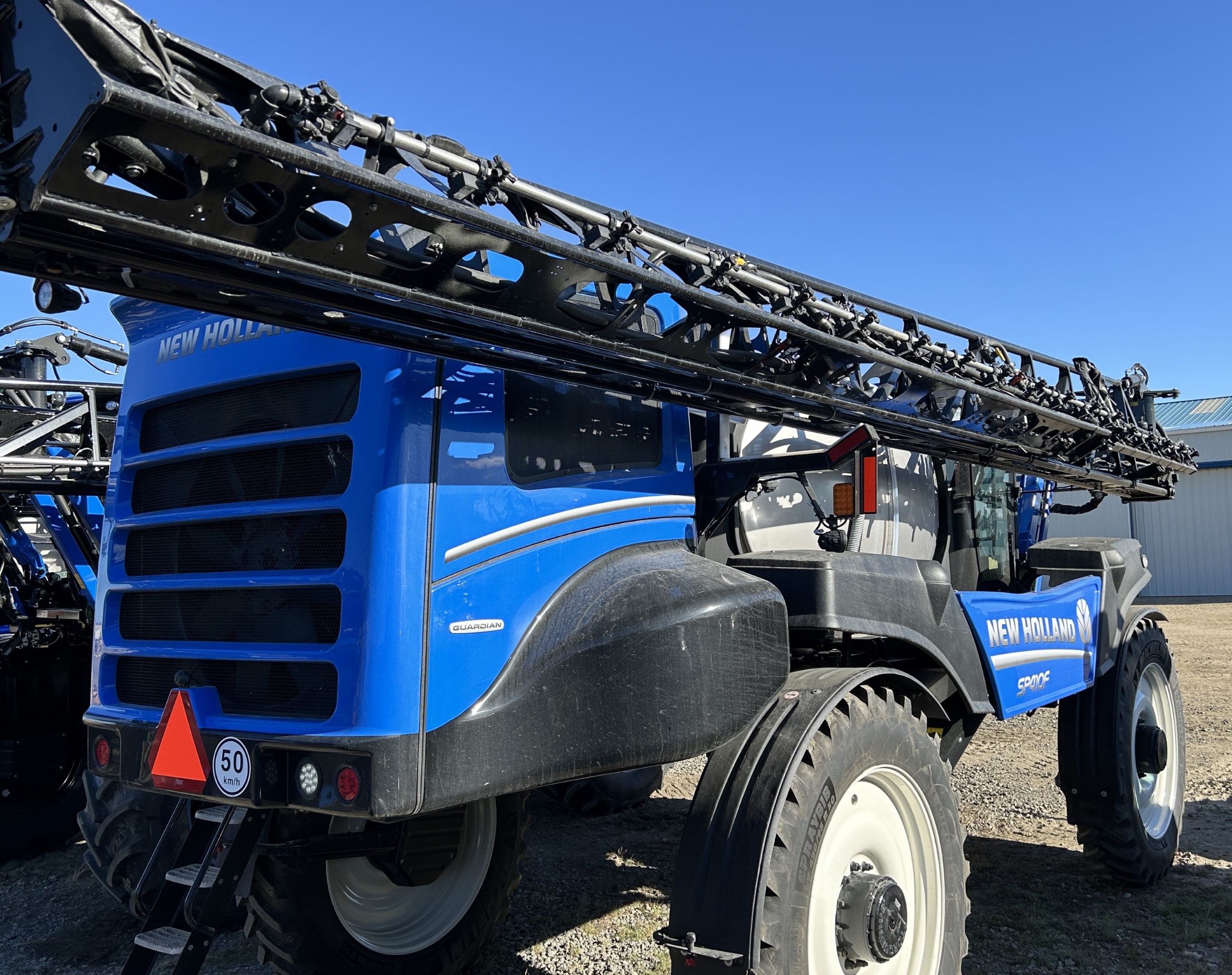 2023 New Holland SP.410F Sprayer/High Clearance