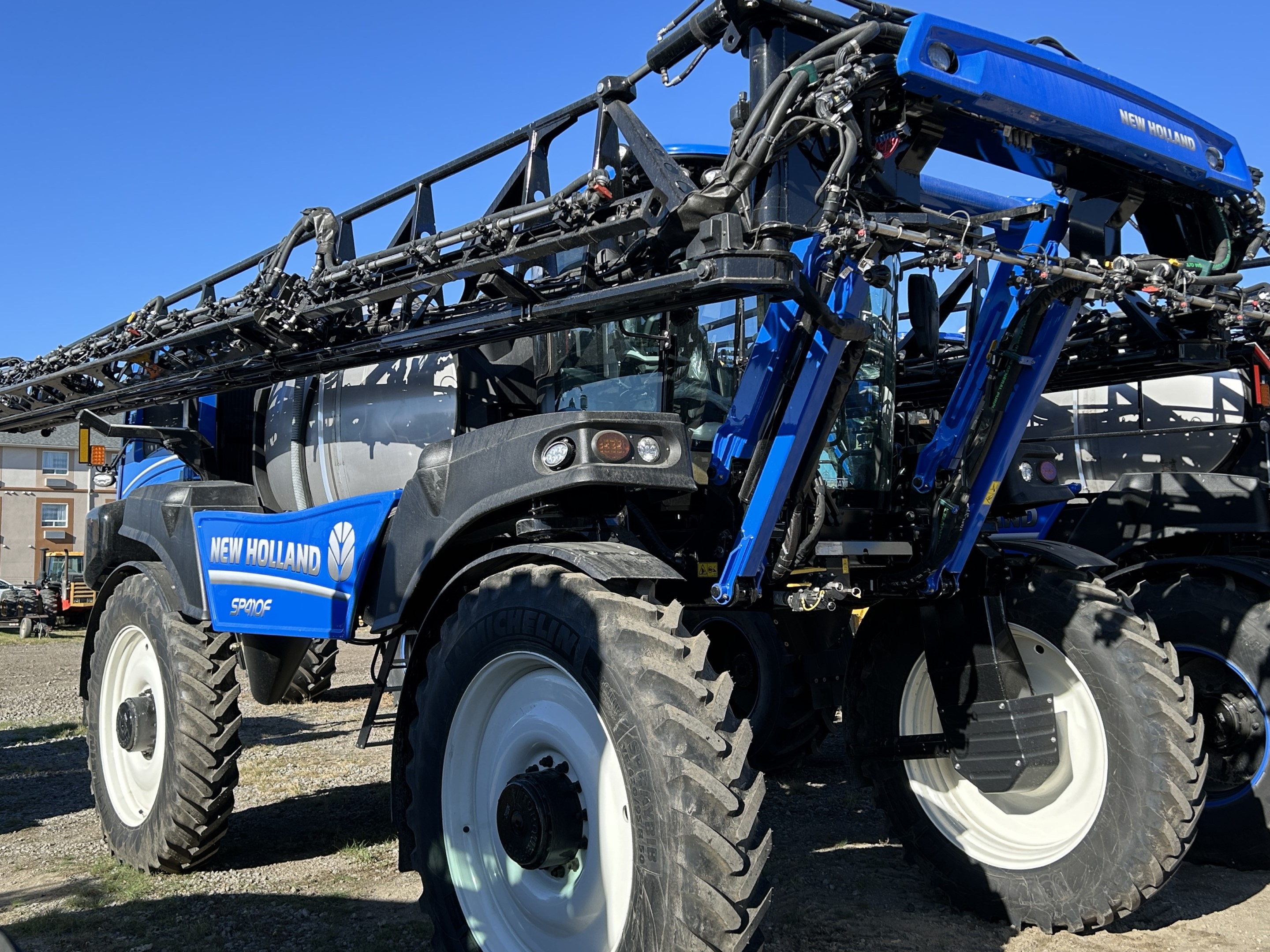 2023 New Holland SP.410F Sprayer/High Clearance