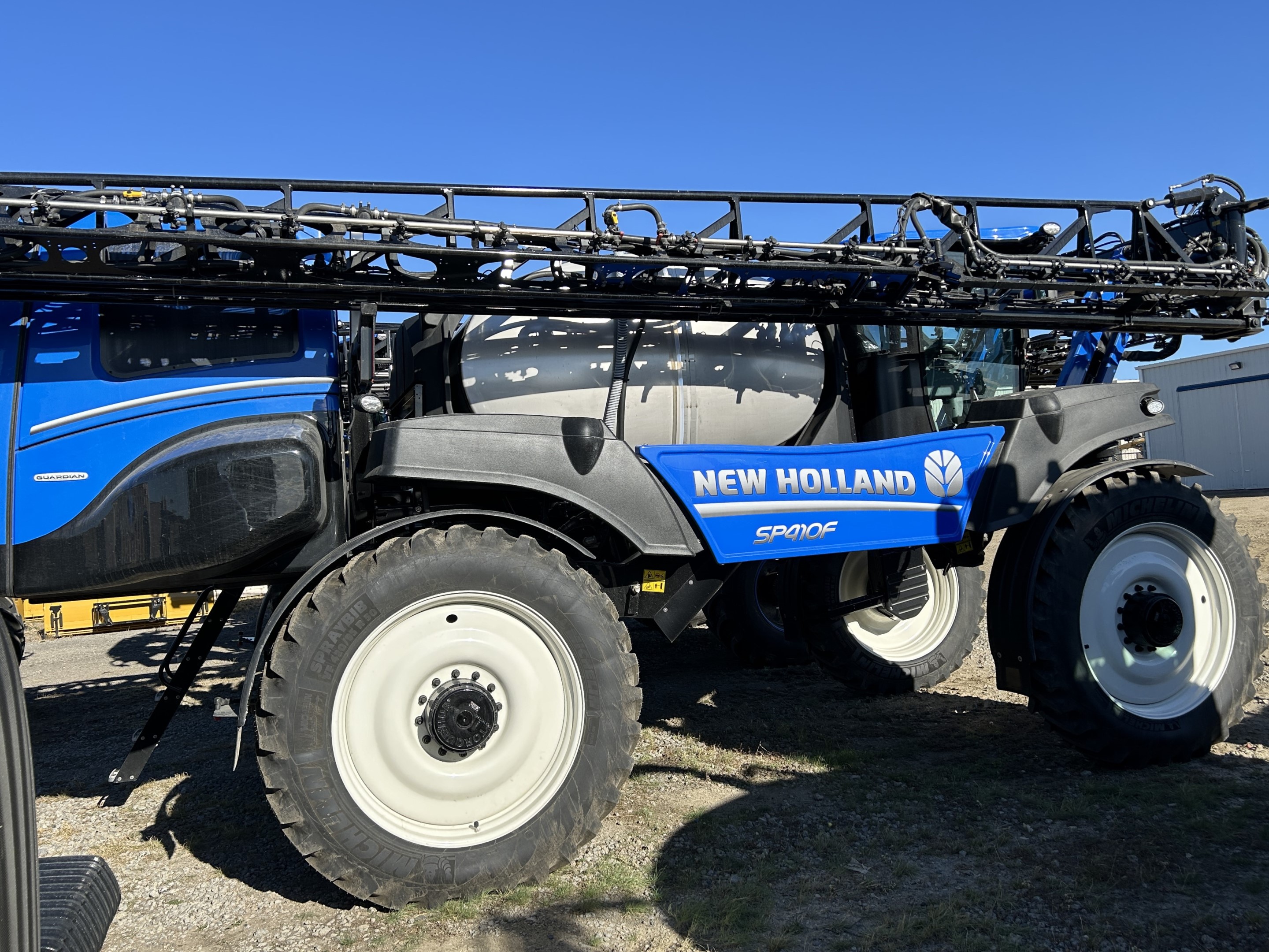 2023 New Holland SP.410F Sprayer/High Clearance