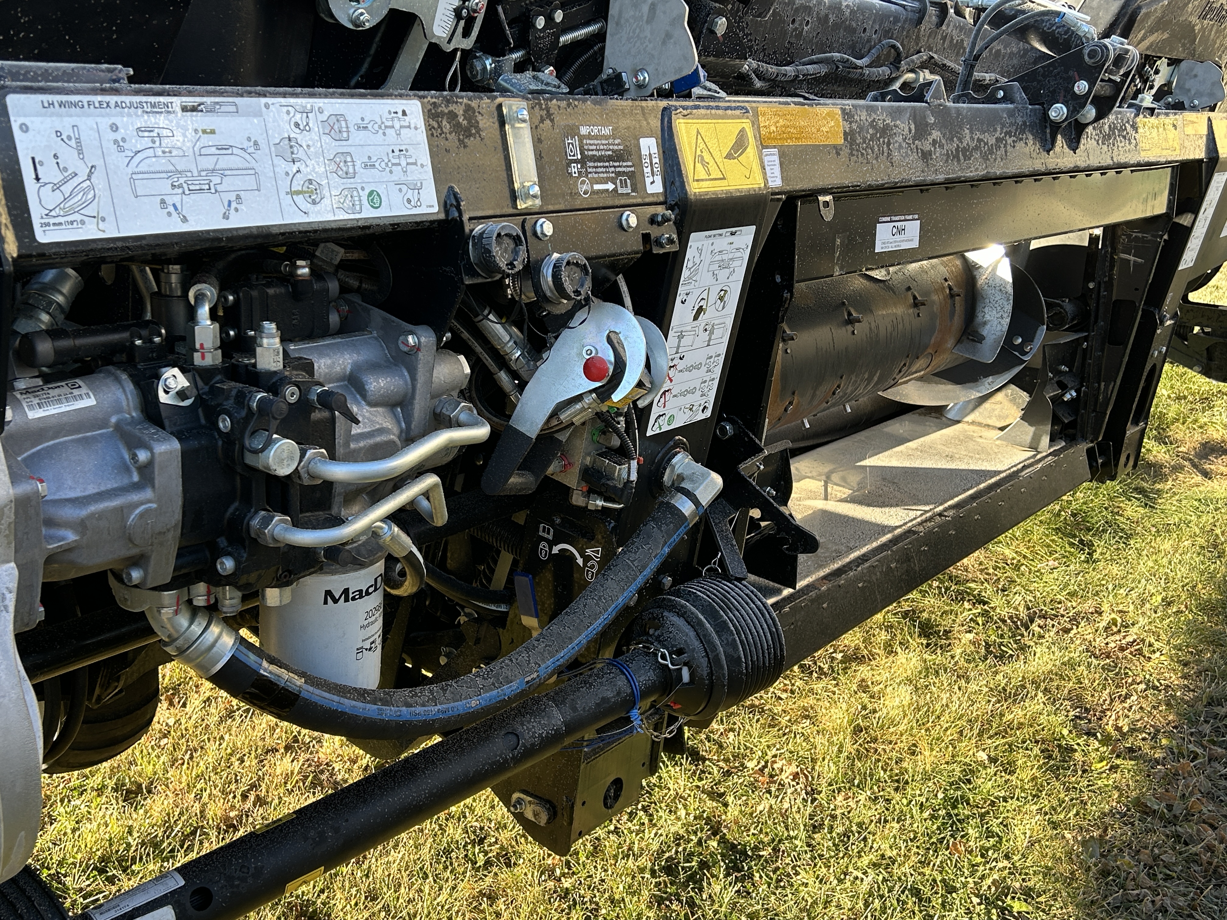 2023 MacDon FD240 Header Draper Flex