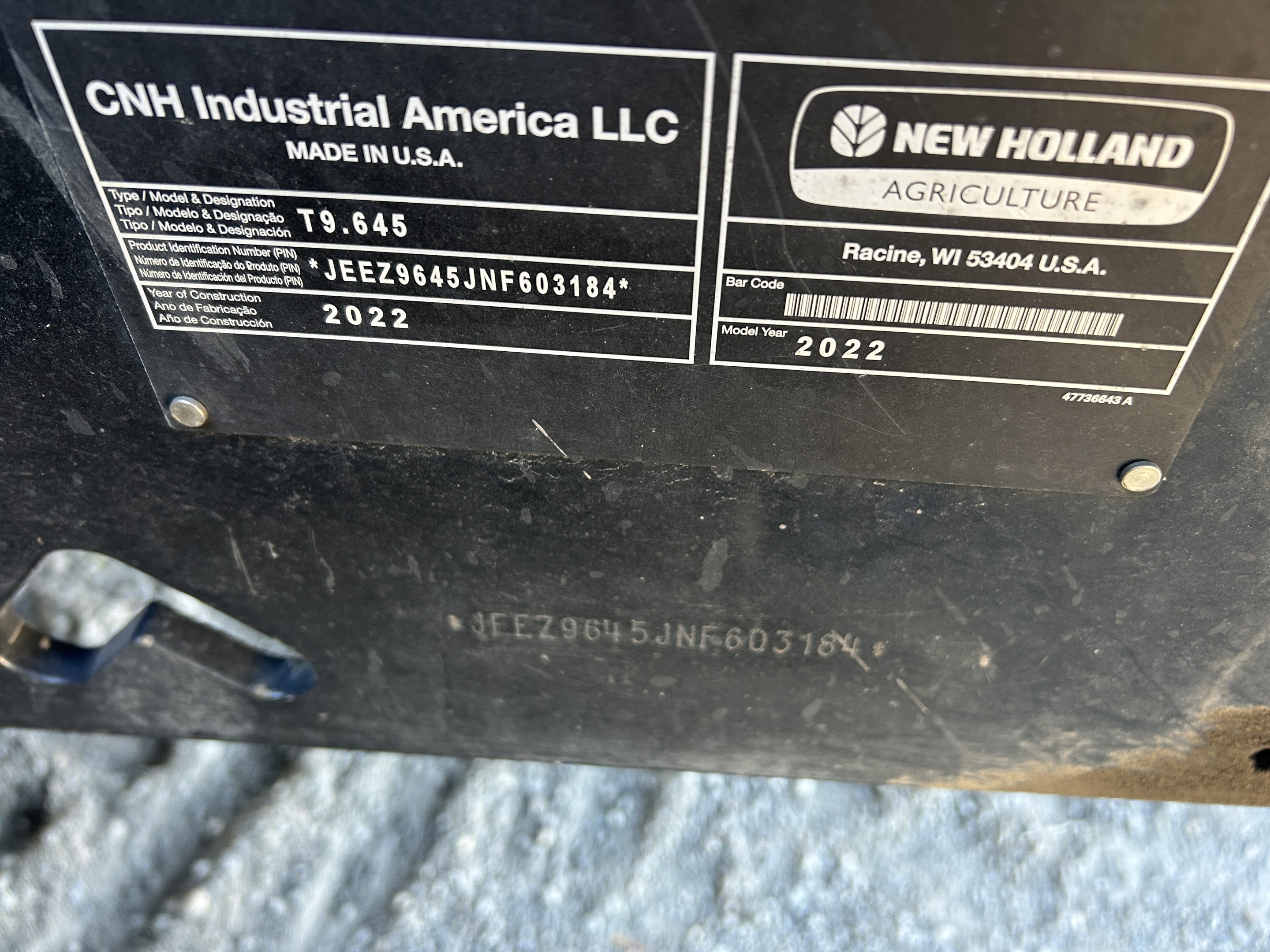 2022 New Holland T9.645 Tractor Rubber Track