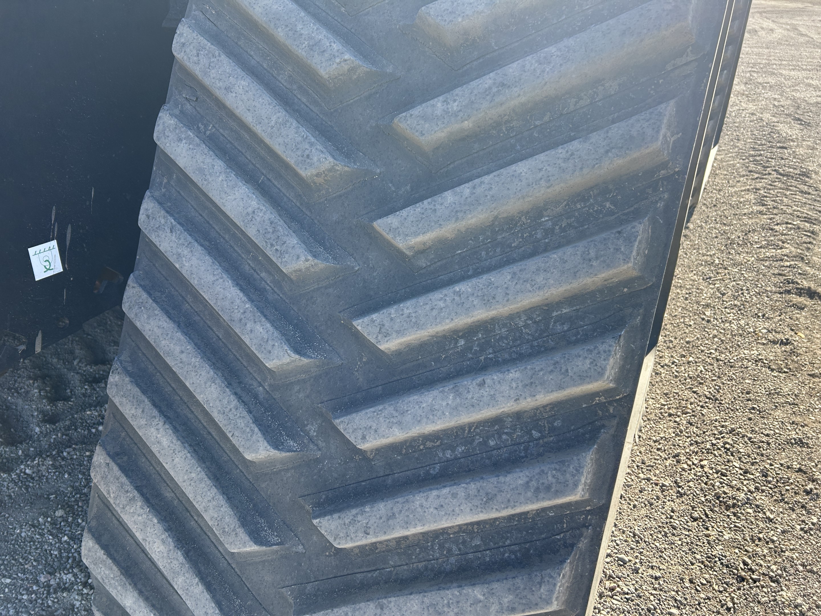 2022 New Holland T9.645 Tractor Rubber Track