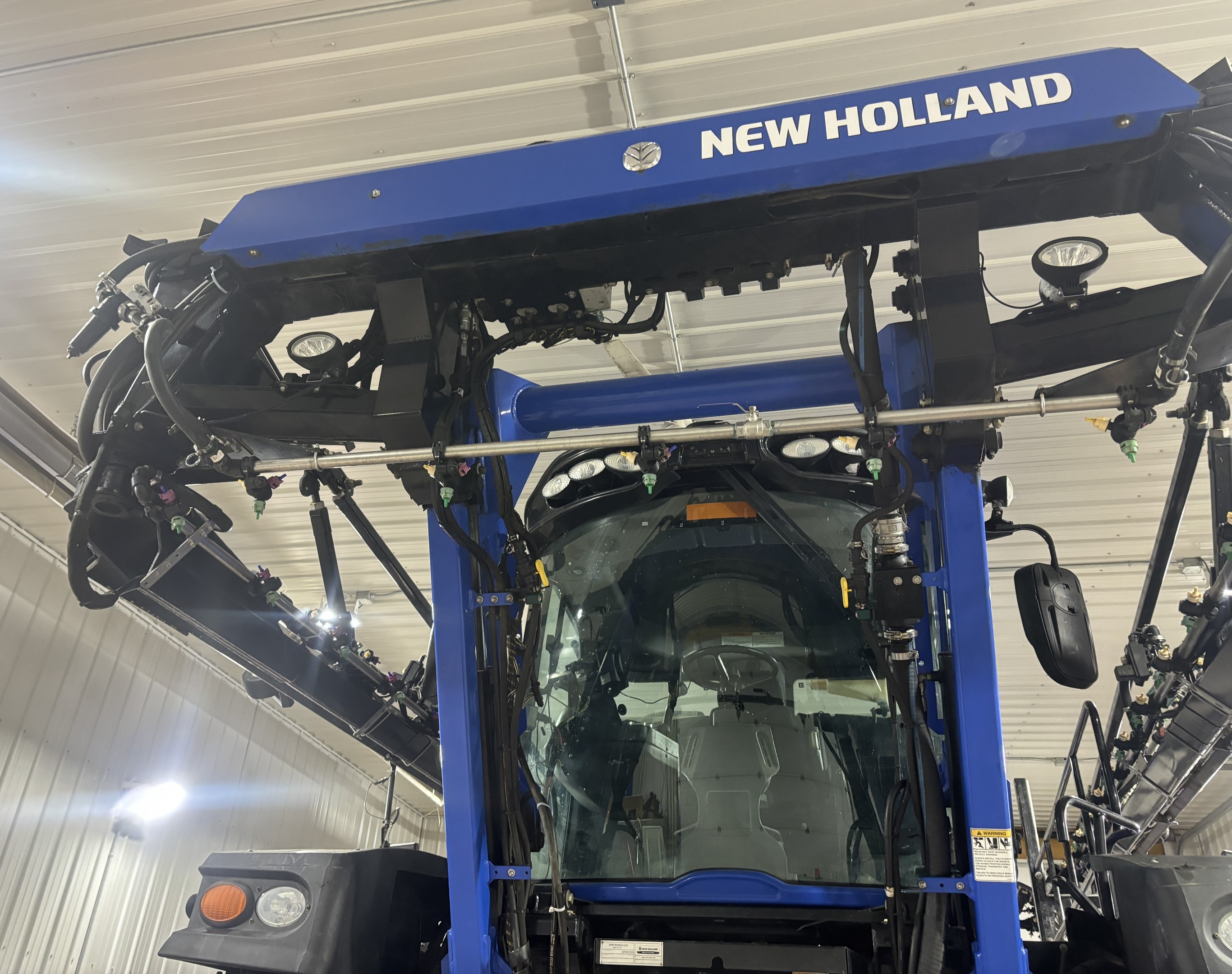 2014 New Holland SP.240F Sprayer/High Clearance