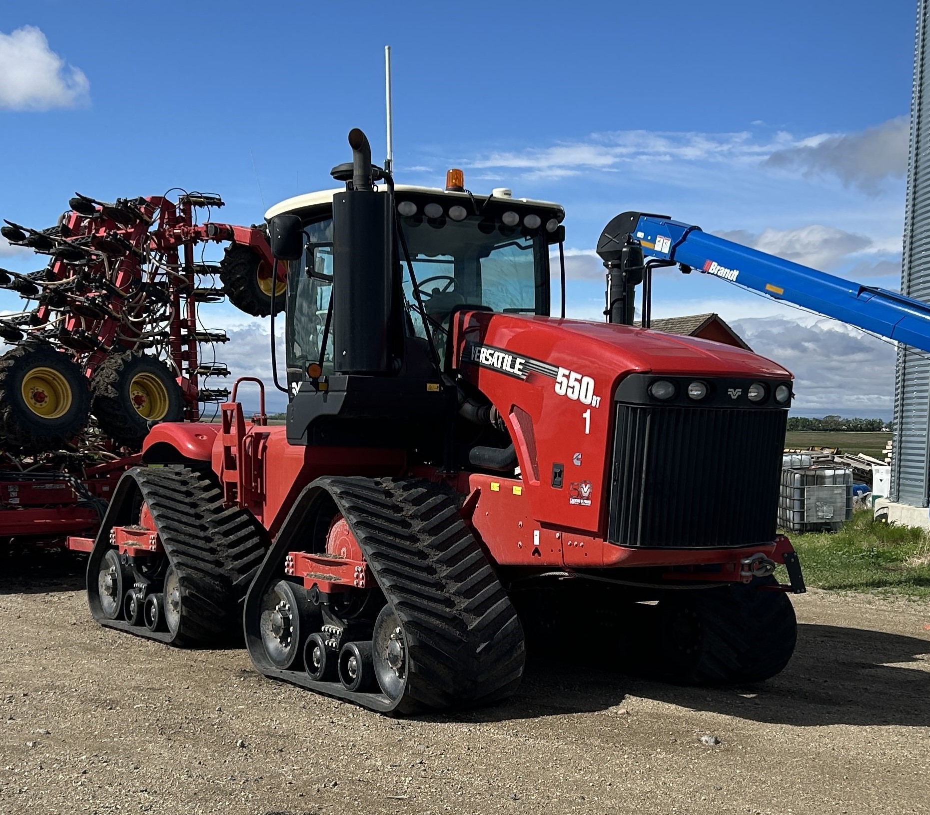 2016 Versatile 550DT Tractor Rubber Track