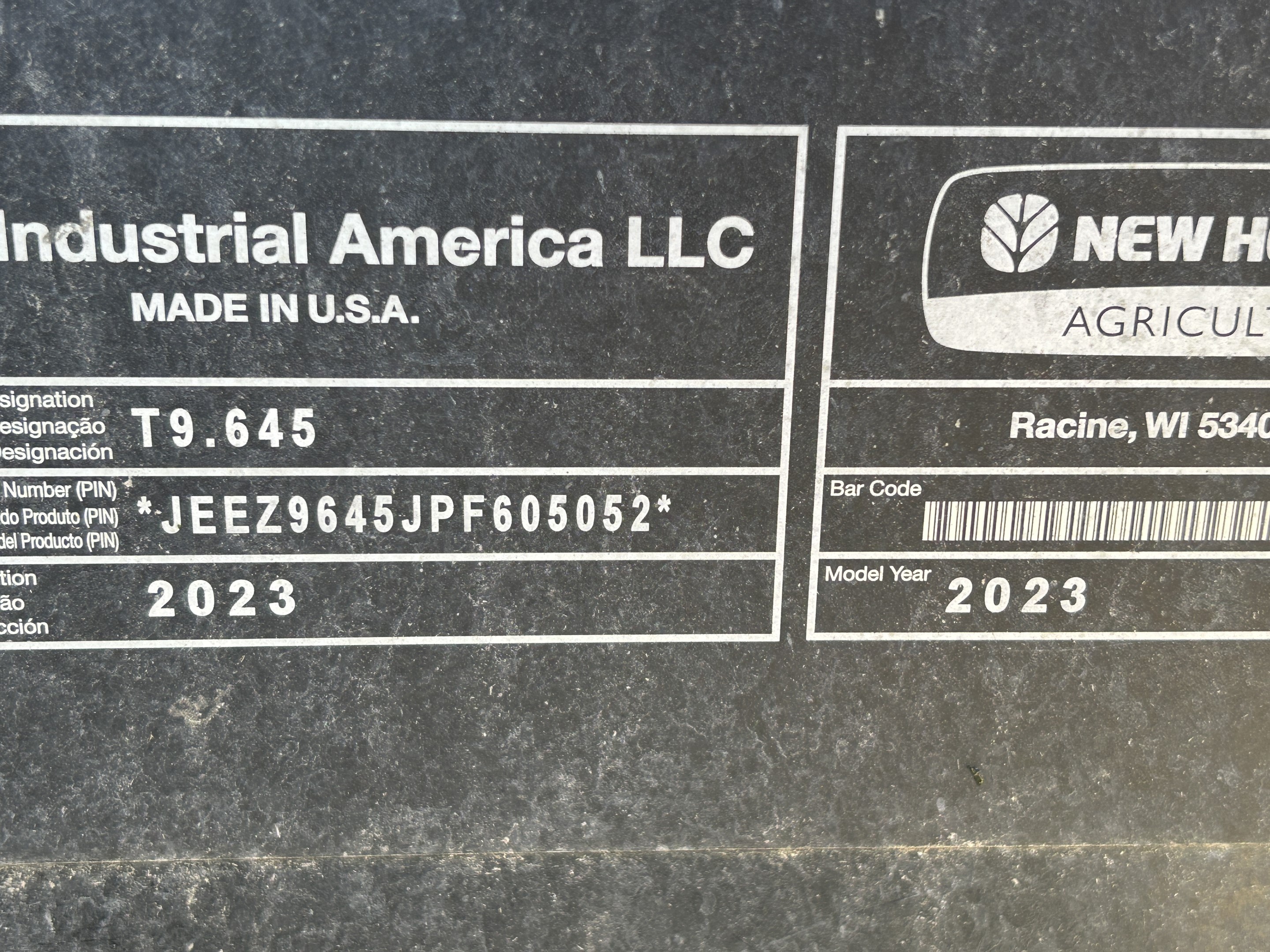 2023 New Holland T9.645 Tractor Rubber Track