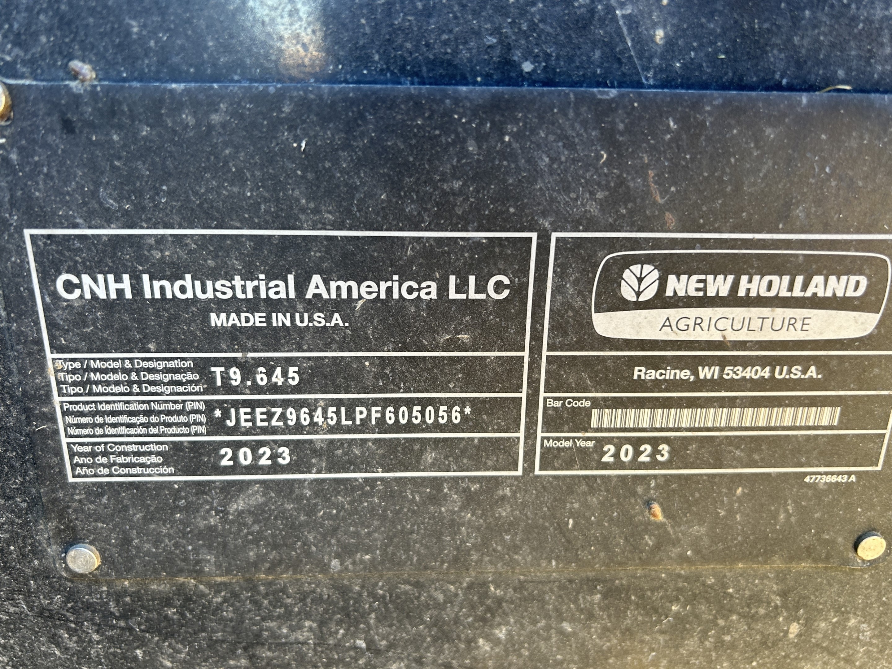 2023 New Holland T9.645 Tractor Rubber Track