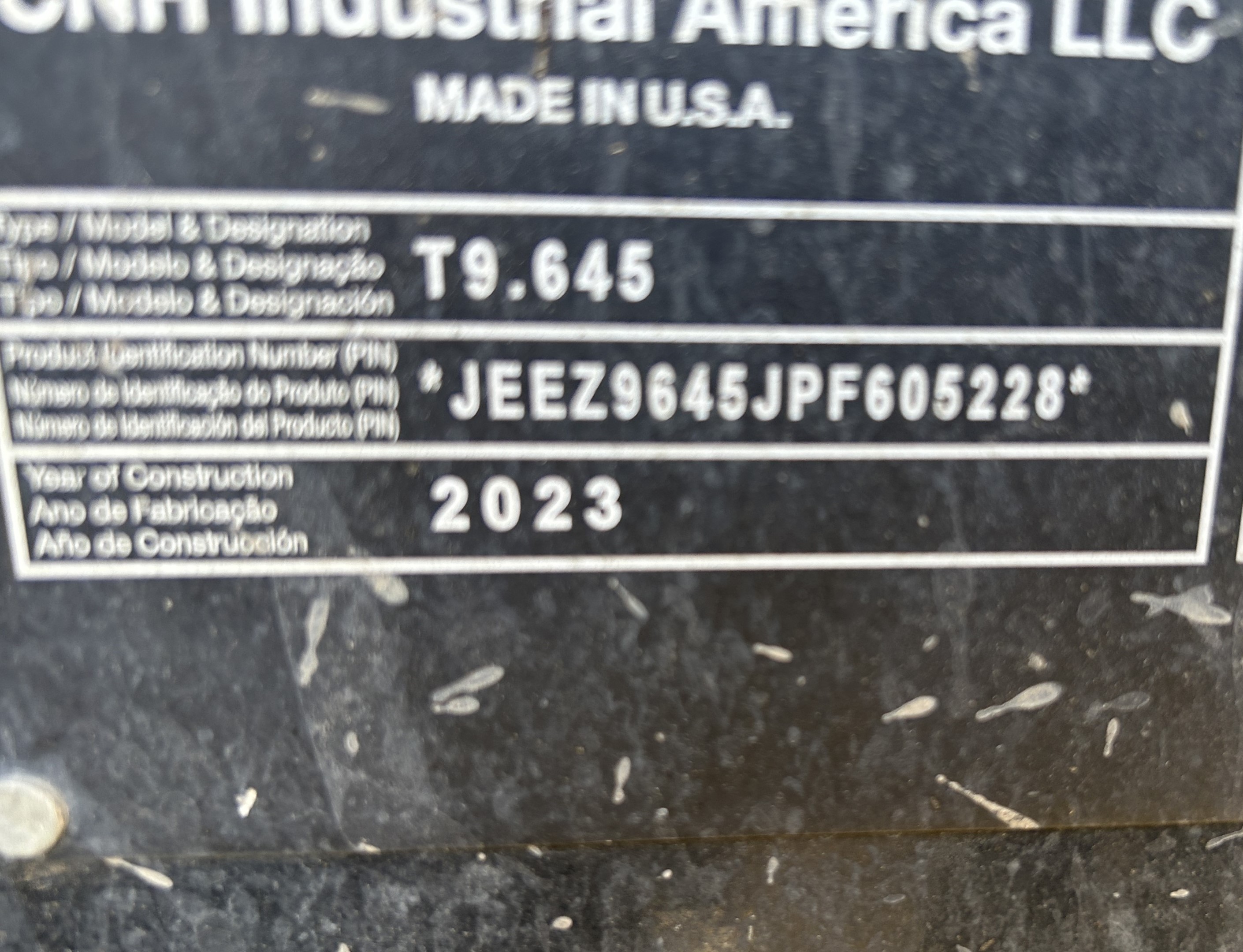 2023 New Holland T9.645 Tractor Rubber Track